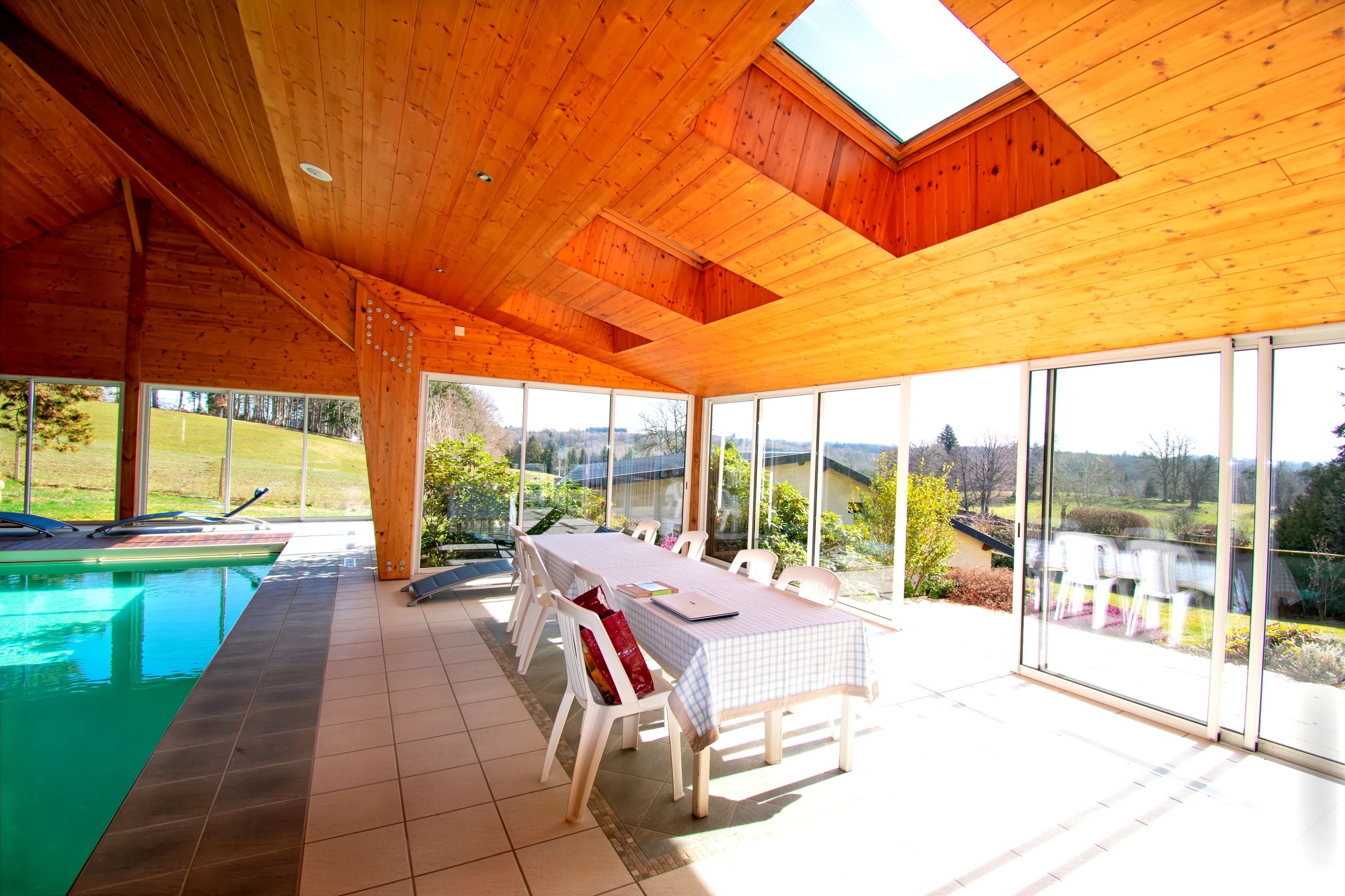 Propriété en France à vendre à Ussel, Corrèze - €819 000 - photo 