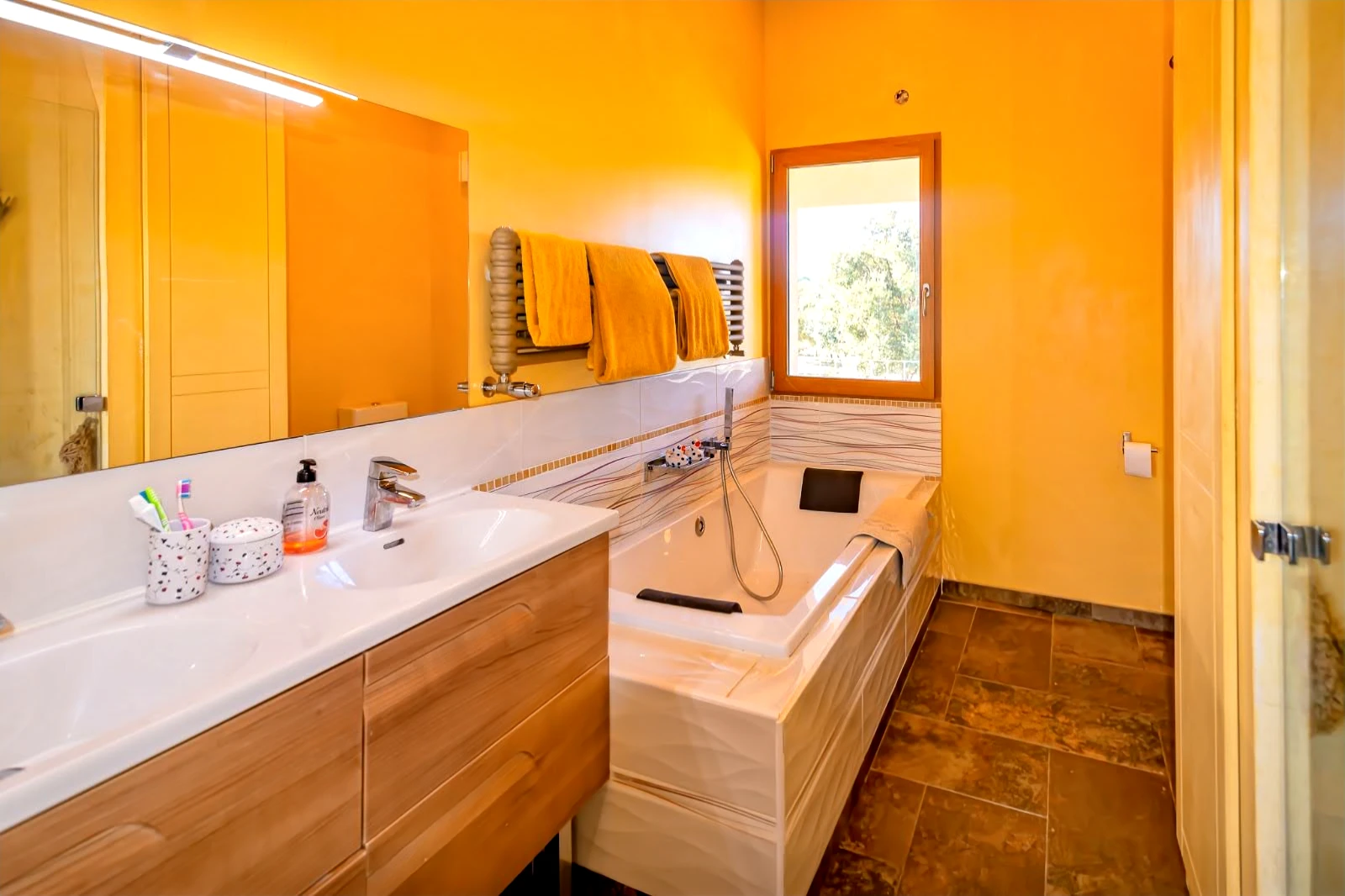 Propriété en France à vendre à Laroque-des-Albères, Pyrénées-Orientales - €1 260 000 - photo 