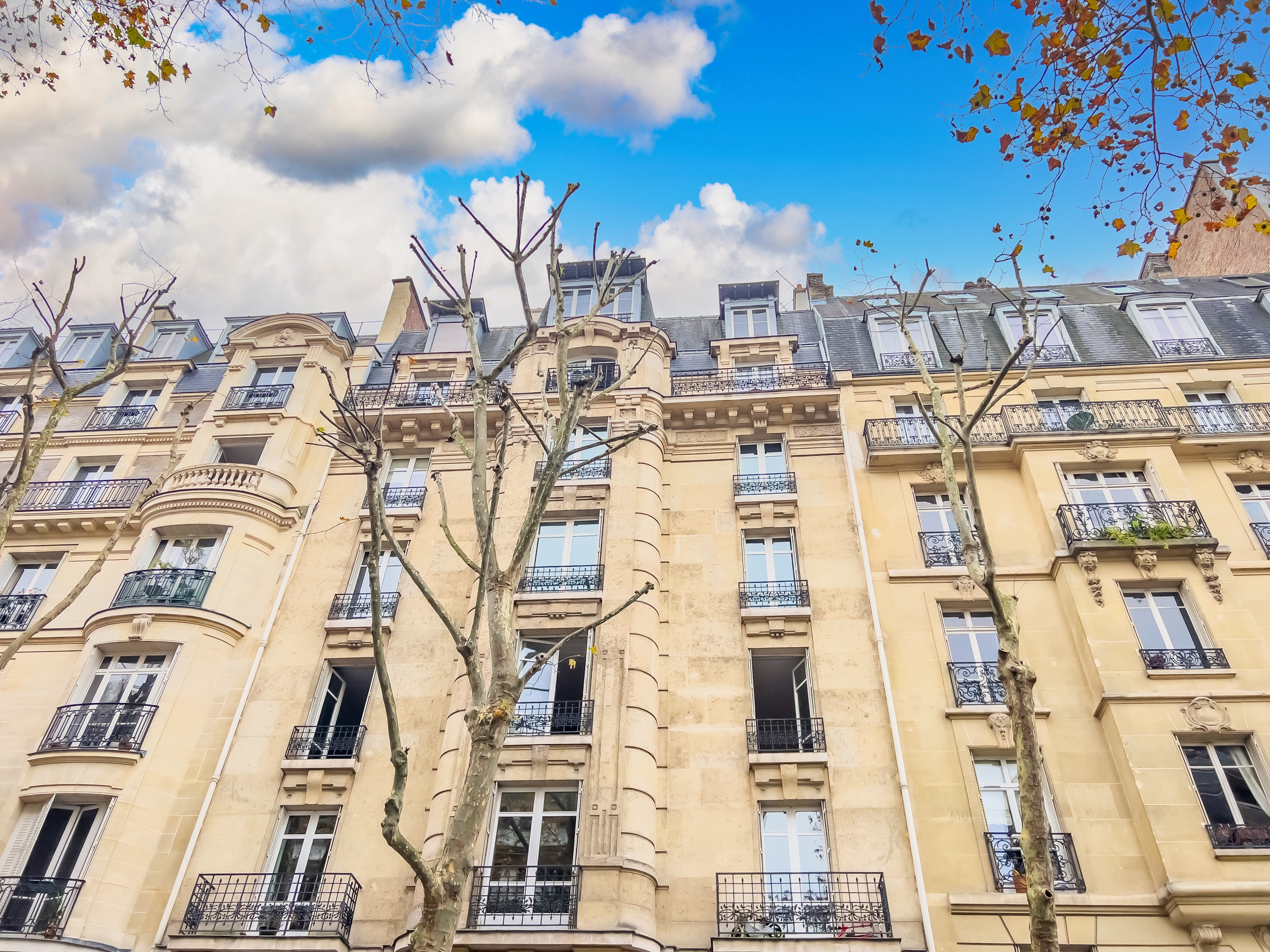 French property for sale in Paris 16e Arrondissement, Paris - €1,240,000 - photo 