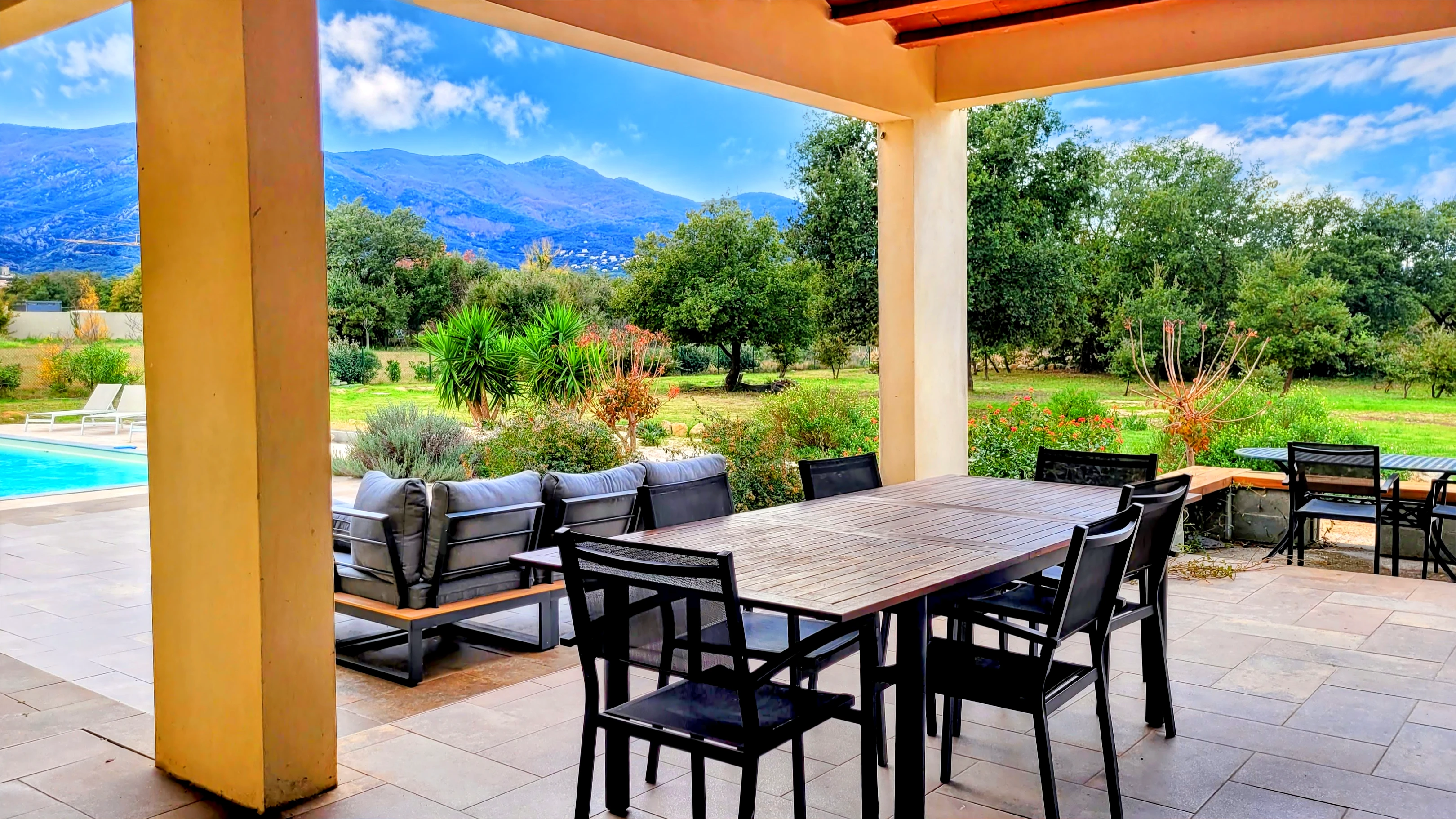 Propriété en France à vendre à Laroque-des-Albères, Pyrénées-Orientales - €1 260 000 - photo 