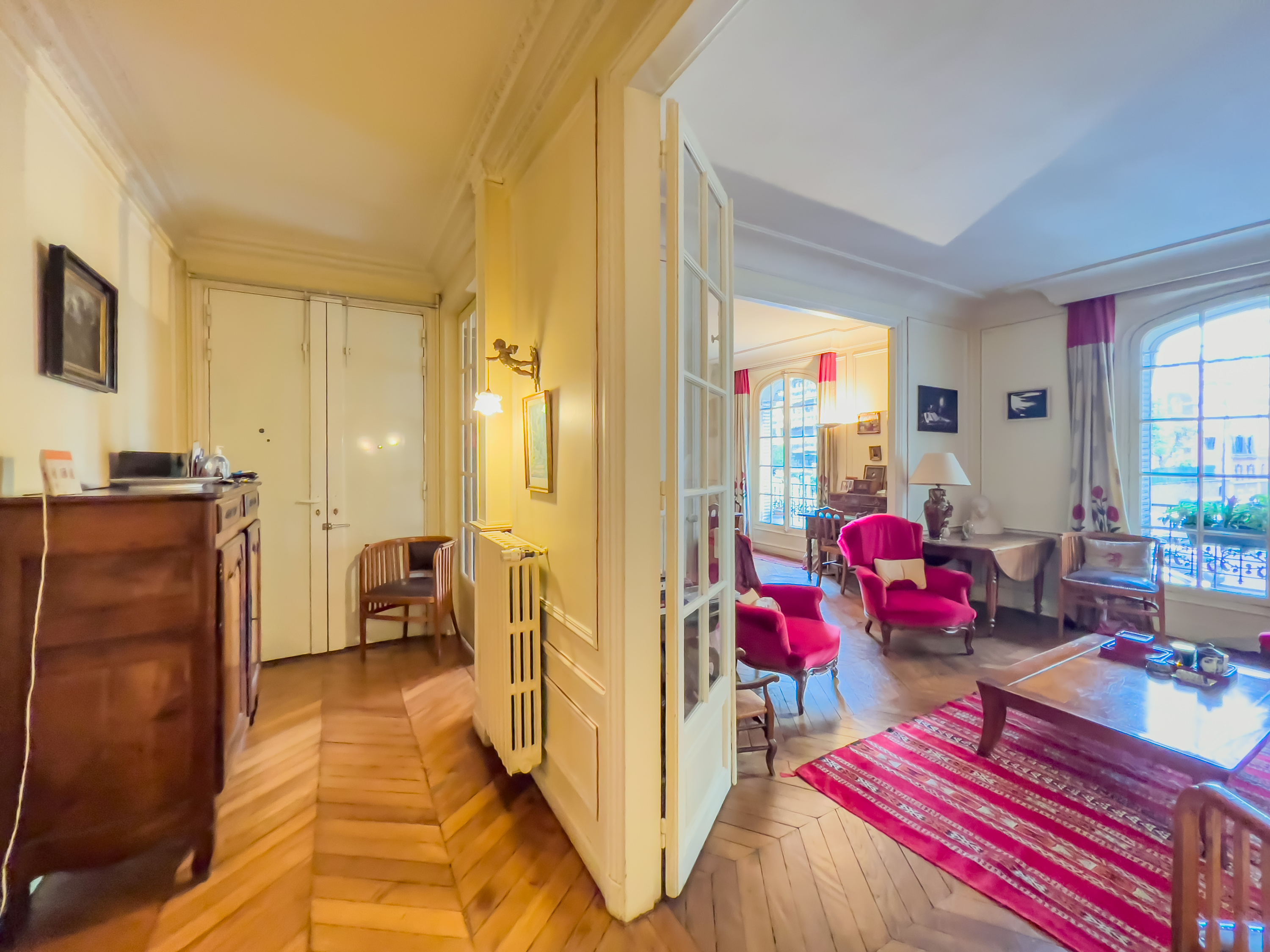 French property for sale in Paris 16e Arrondissement, Paris - €1,240,000 - photo 
