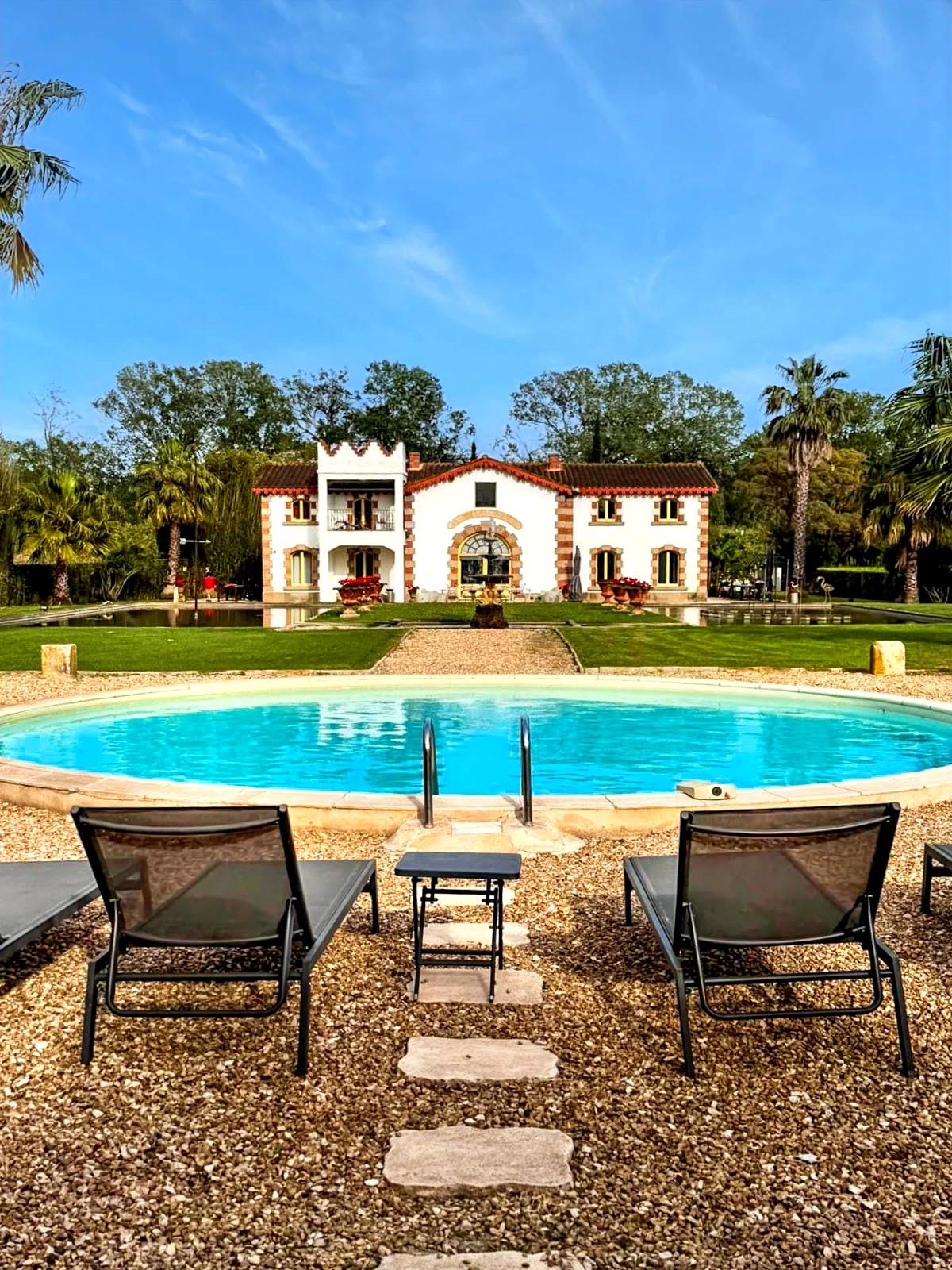 French property for sale in Arles, Bouches-du-Rhône - €1,390,000 - photo 