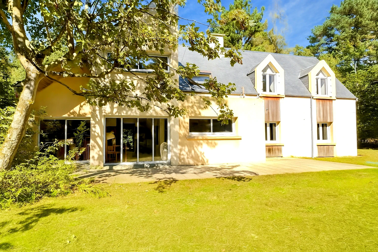 Propriété en France à vendre à Plestin-les-Grèves, Côtes-d'Armor - €567 000 - photo 