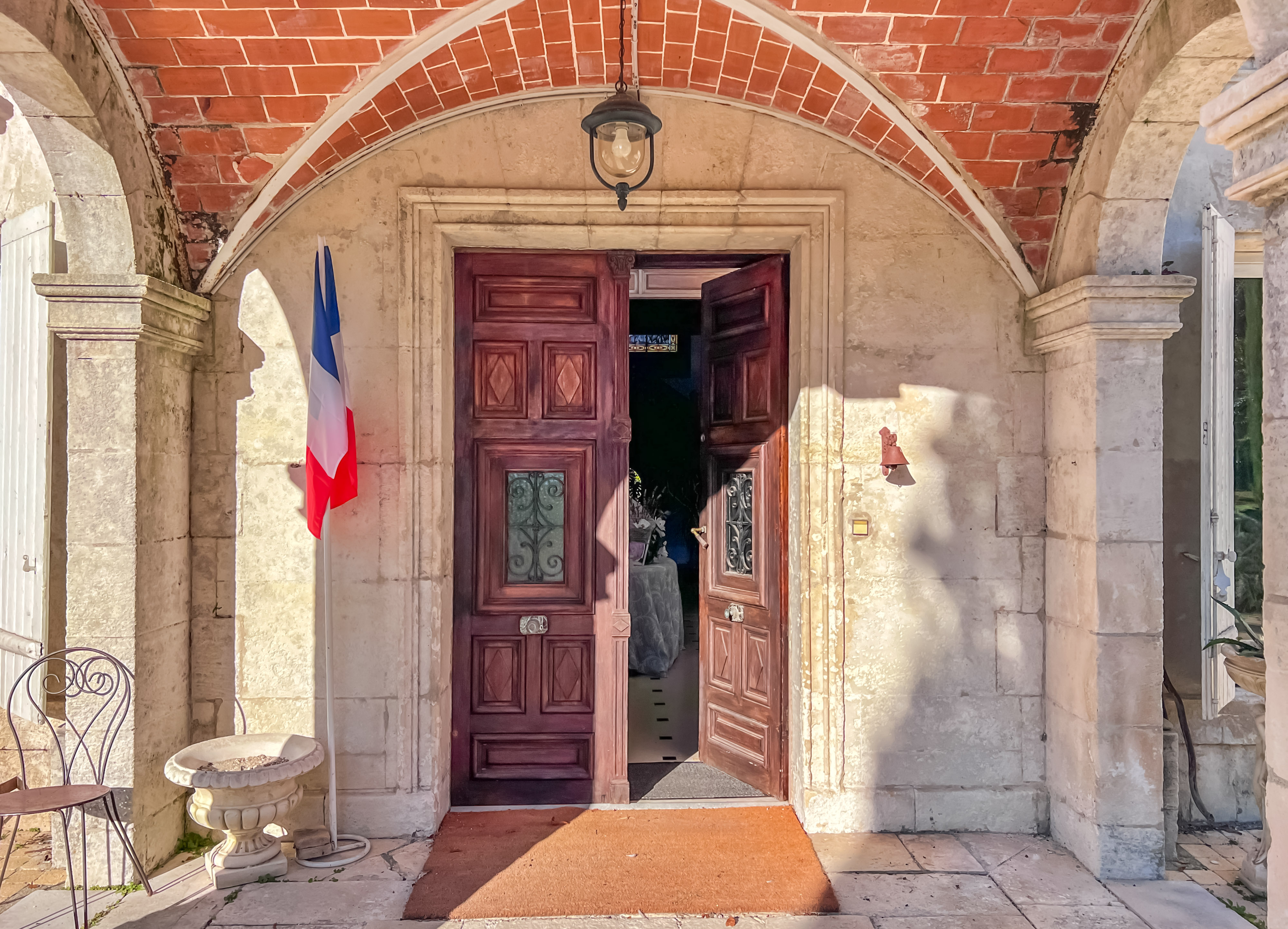 French property for sale in Foussignac, Charente - €1,961,000 - photo 