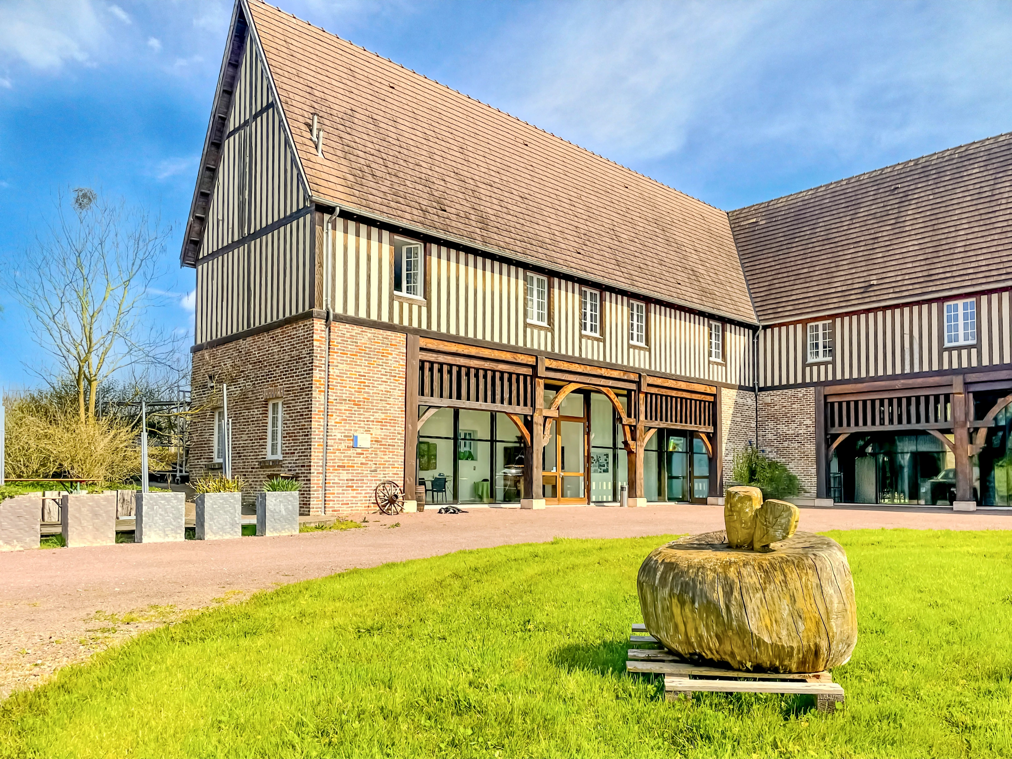 French property for sale in Lessard-et-le-Chêne, Calvados - €1,999,054 - photo 