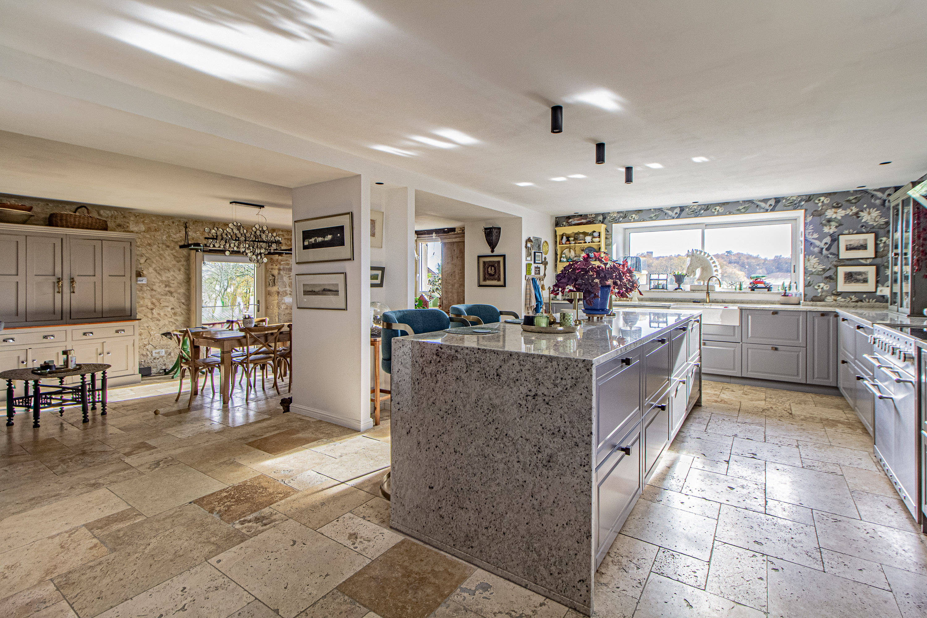 French property for sale in Lavercantière, Lot - €480,180 - photo 