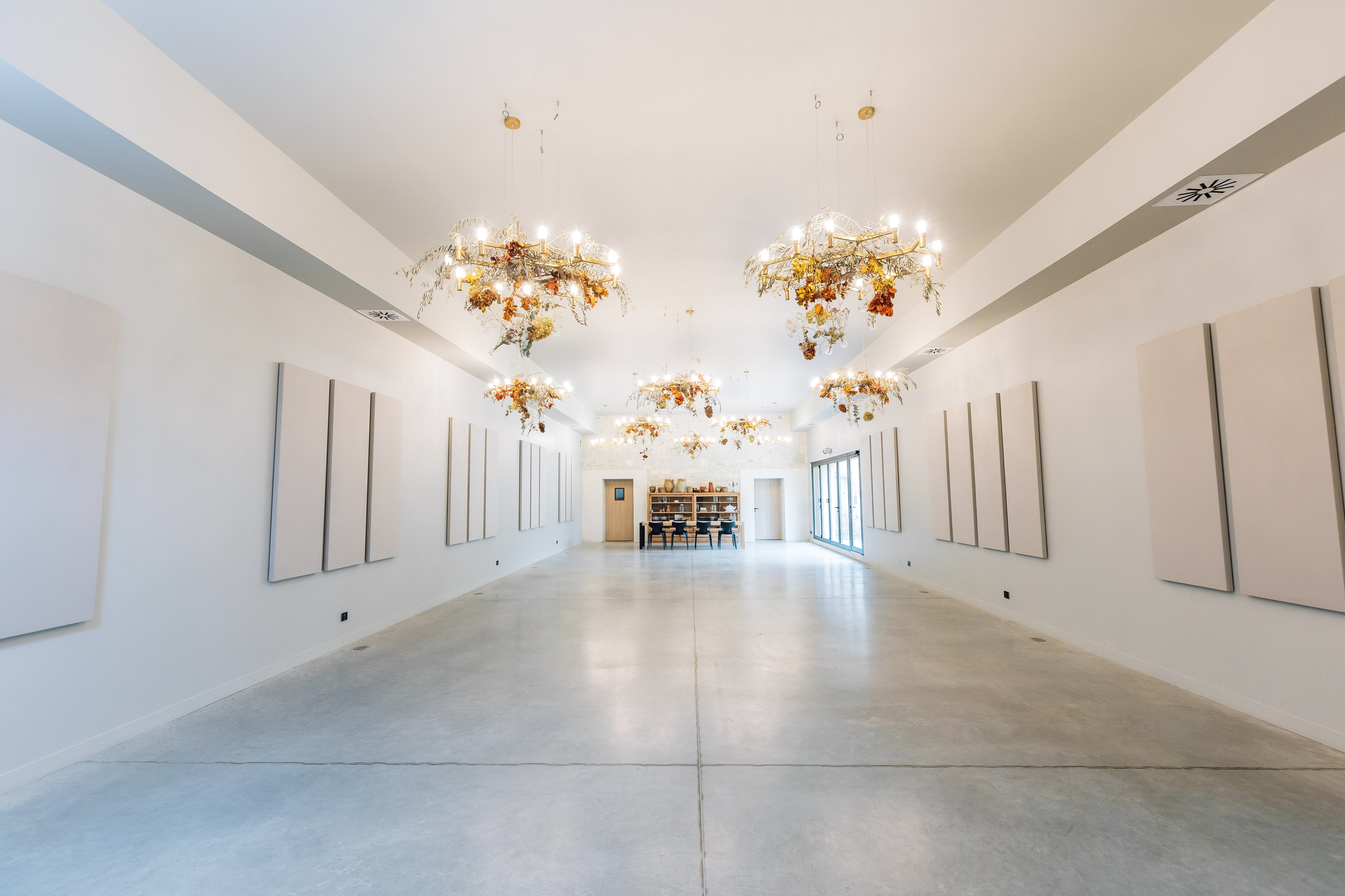 Propriété en France à vendre à Angoulême, Charente - €2 736 840 - photo 