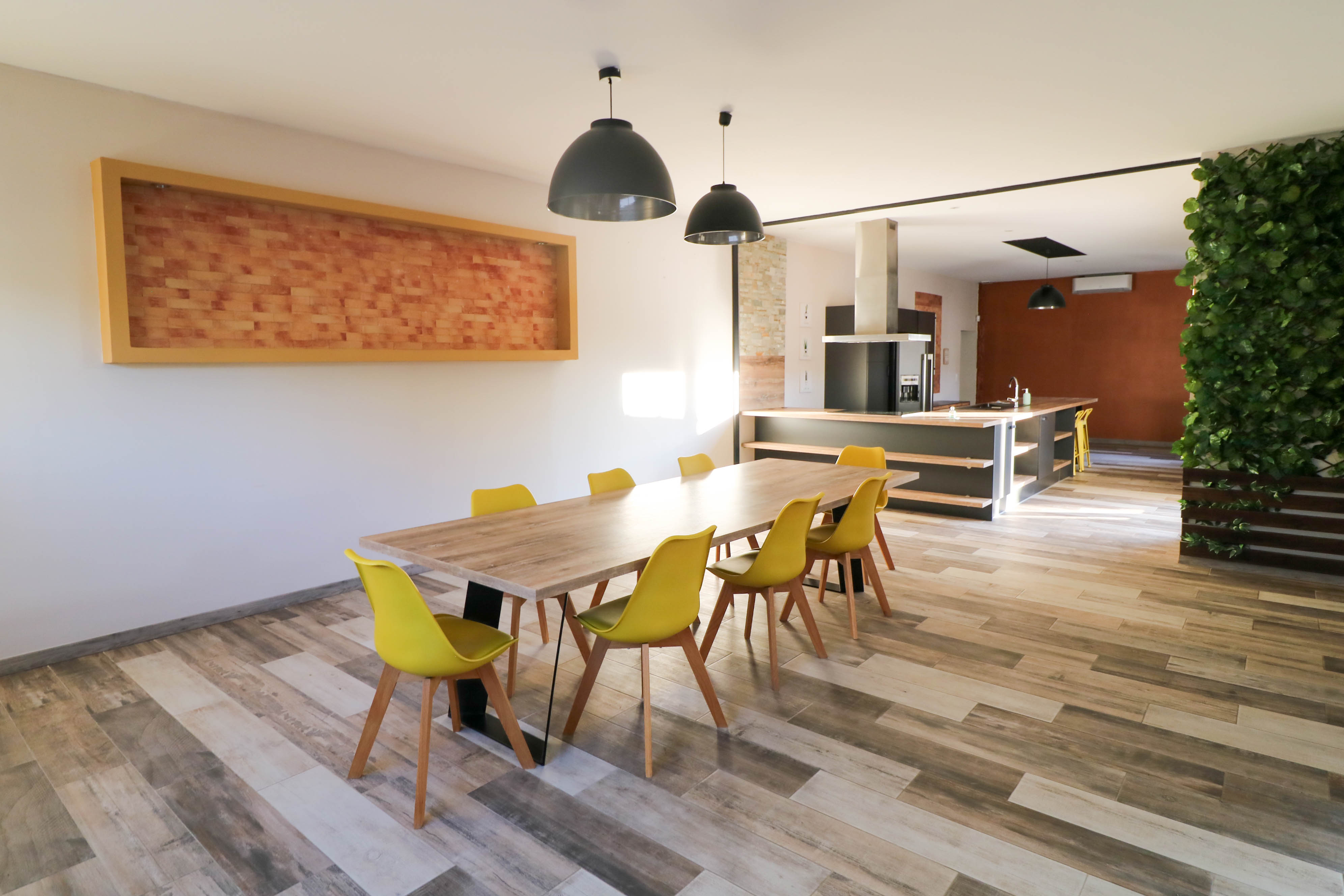 French property for sale in Castillon-du-Gard, Gard - €670,000 - photo 