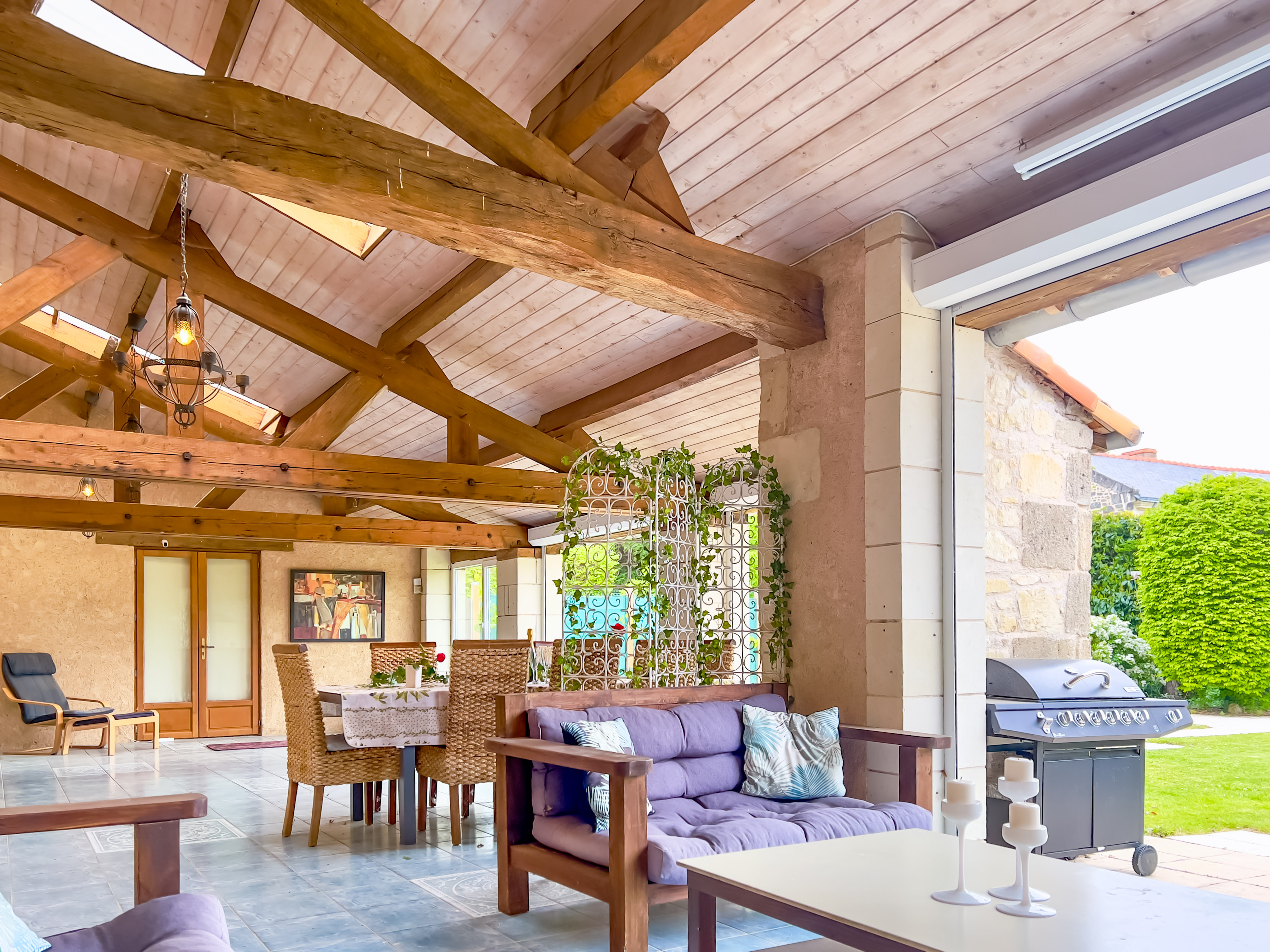 French property for sale in Saint-Macaire-du-Bois, Maine-et-Loire - €990,000 - photo 
