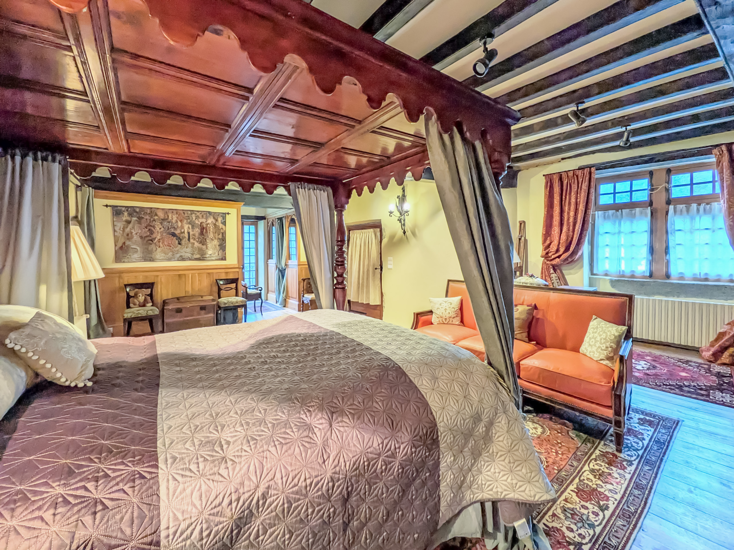 Propriété en France à vendre à Ségur-le-Château, Corrèze - &#8364;525 000 - photo 
