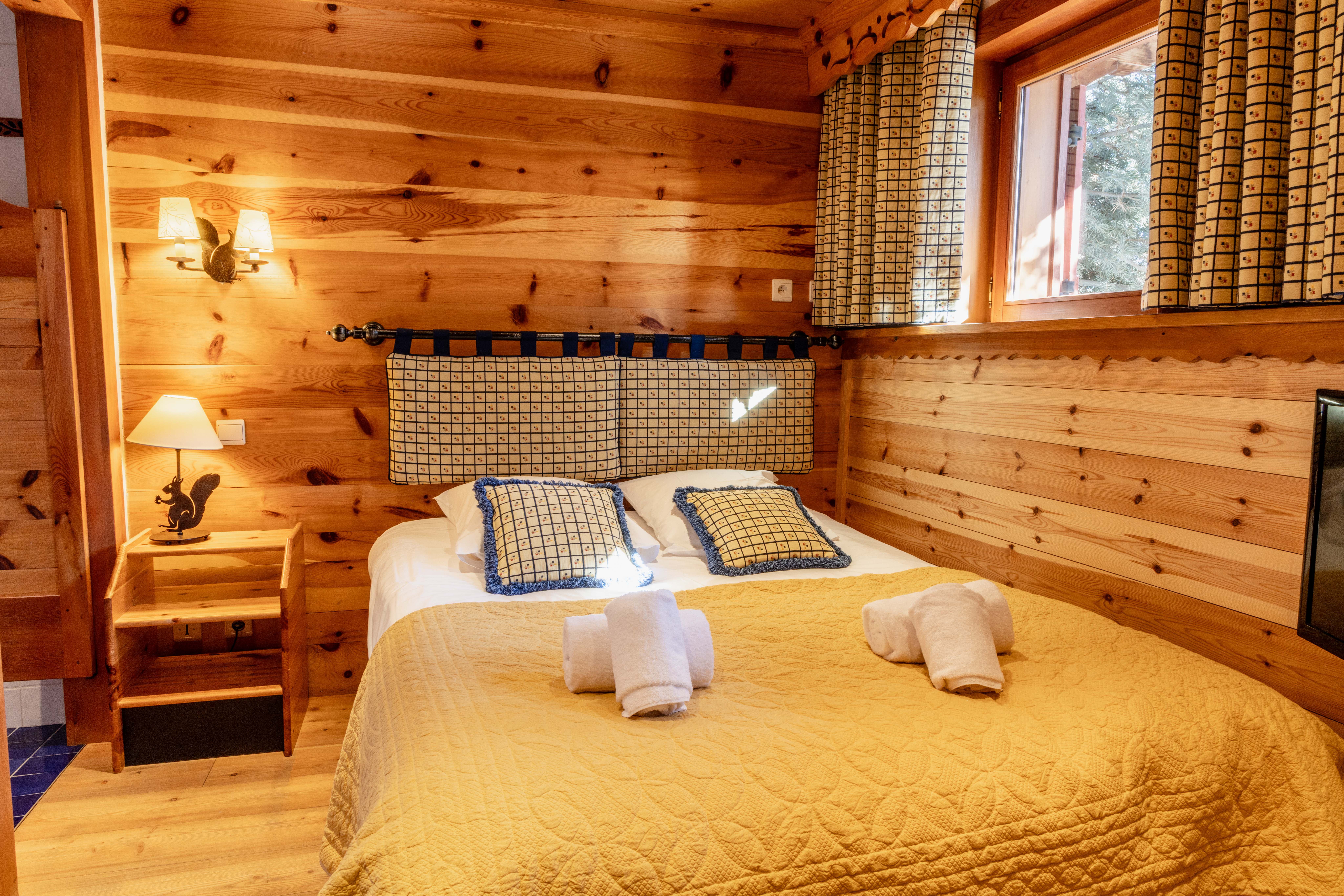 French property for sale in Courchevel, Savoie - €12,500,000 - photo 