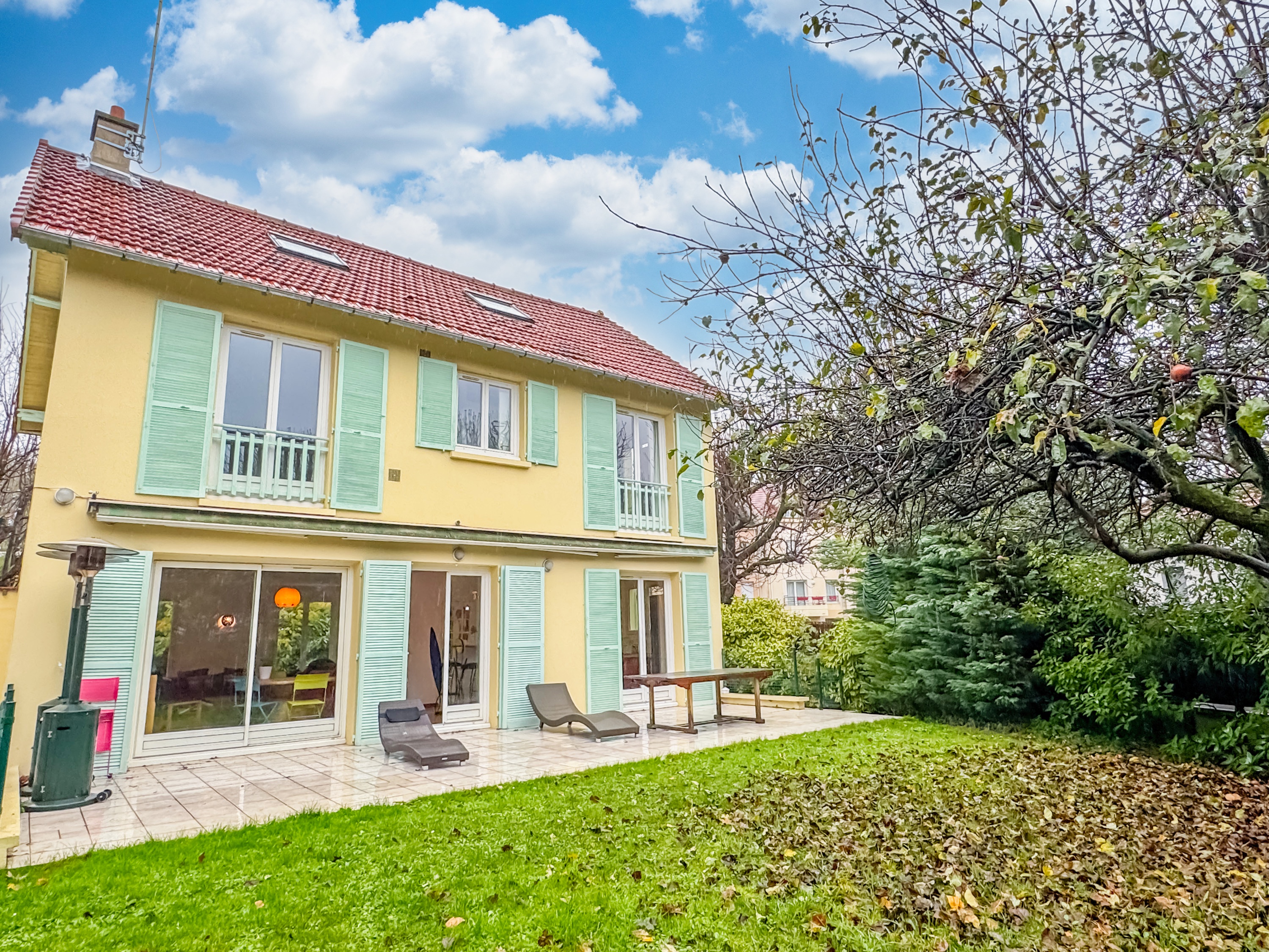 Propriété en France à vendre à Saint-Maur-des-Fossés, Val-de-Marne - €1 045 000 - photo 