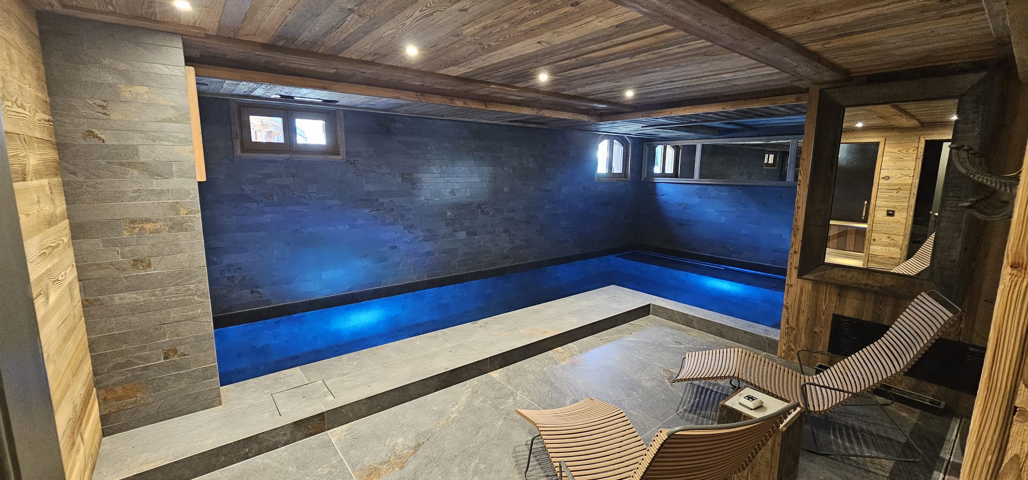 French property for sale in MERIBEL LES ALLUES, Savoie - €5,450,000 - photo 