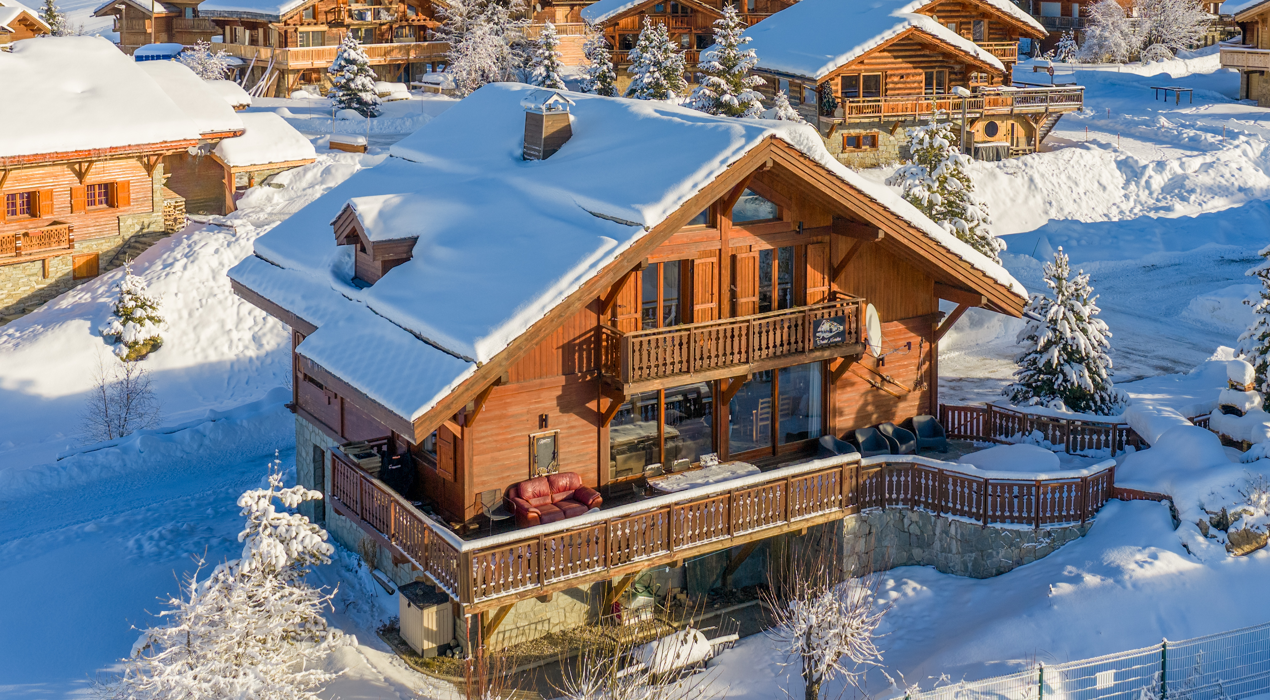 French property for sale in Huez, Isère - €3,250,000 - photo 