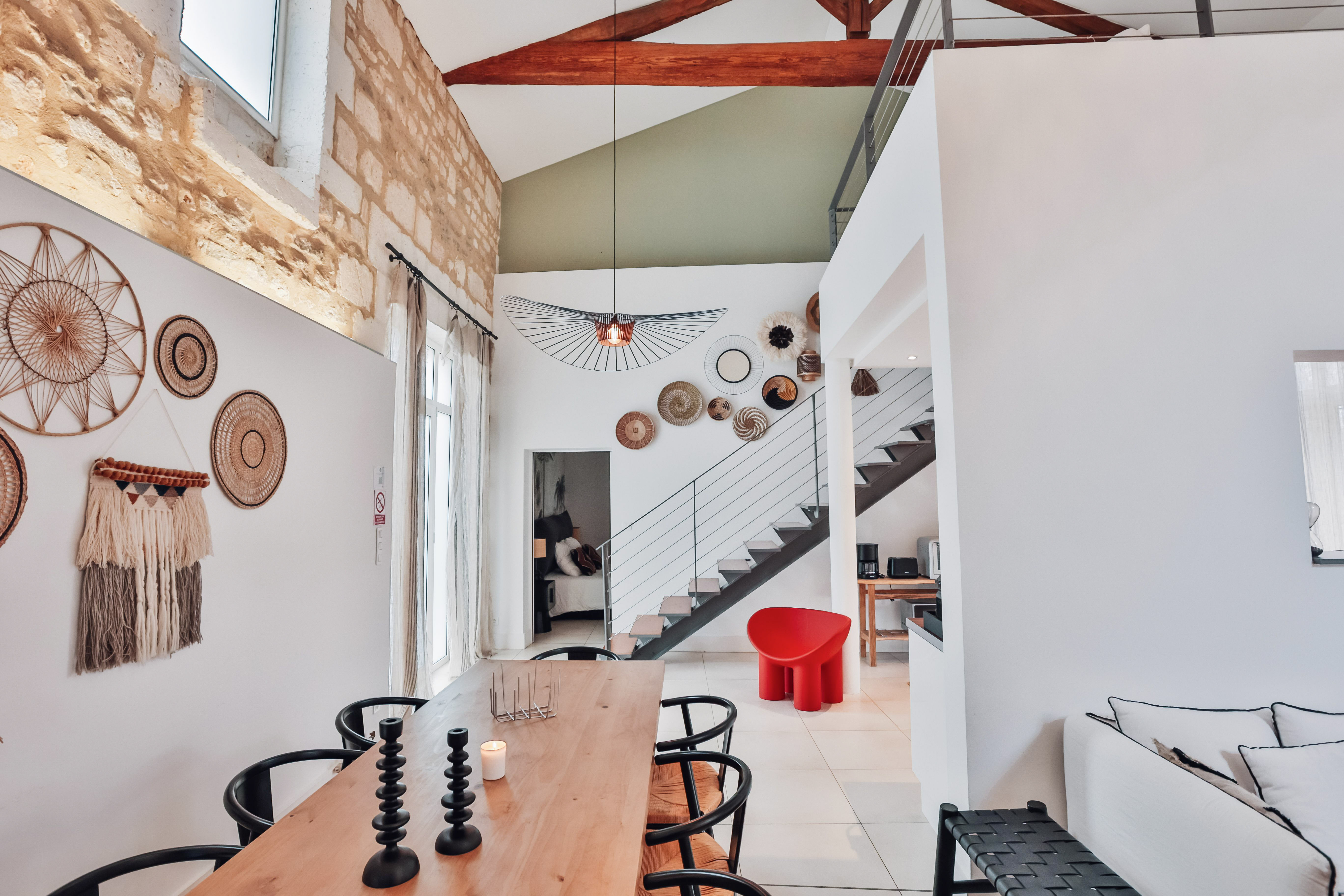 Propriété en France à vendre à Angoulême, Charente - €2 736 840 - photo 