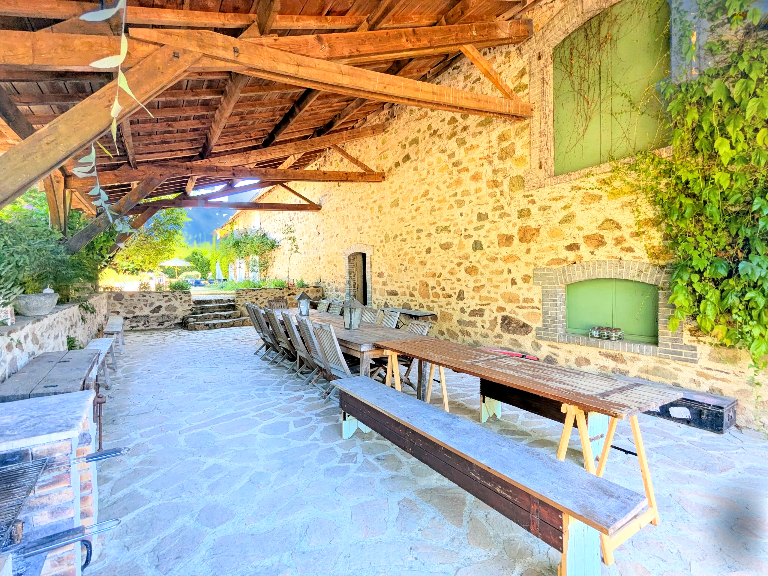 French property for sale in Saint-Priest-Ligoure, Haute-Vienne - €699,000 - photo 