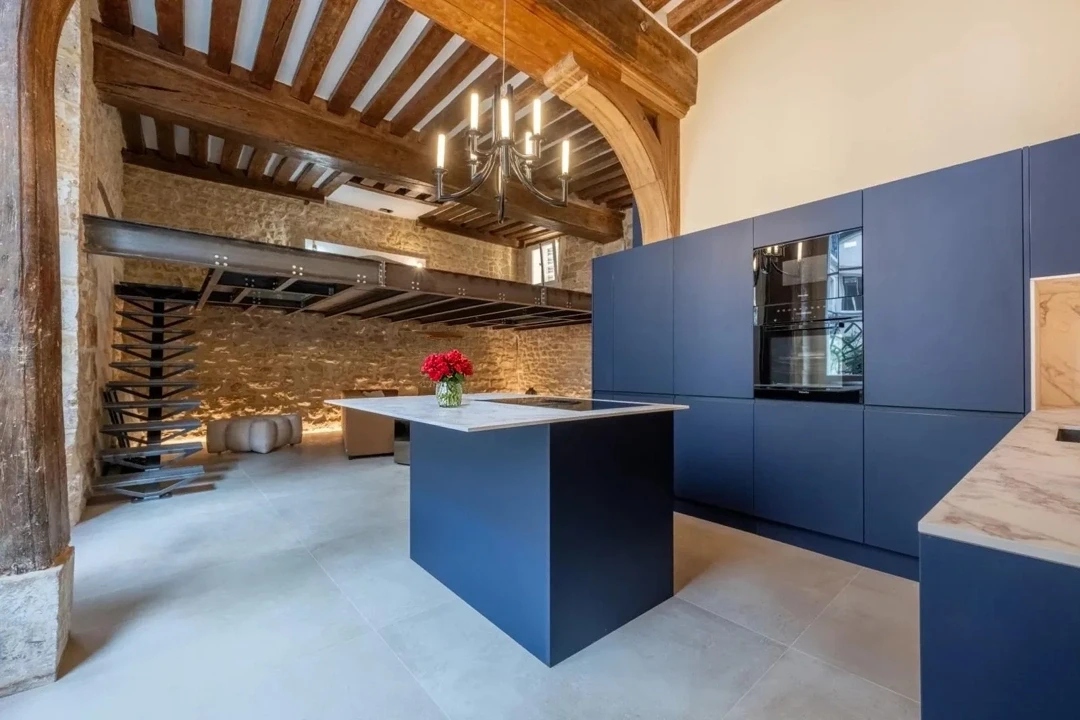 French property for sale in Paris 4e Arrondissement, Paris - €1,460,000 - photo 
