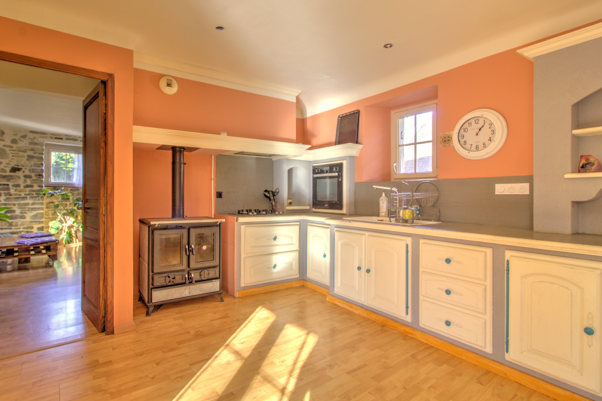 French property for sale in Oloron-Sainte-Marie, Pyrénées-Atlantiques - €749,000 - photo 