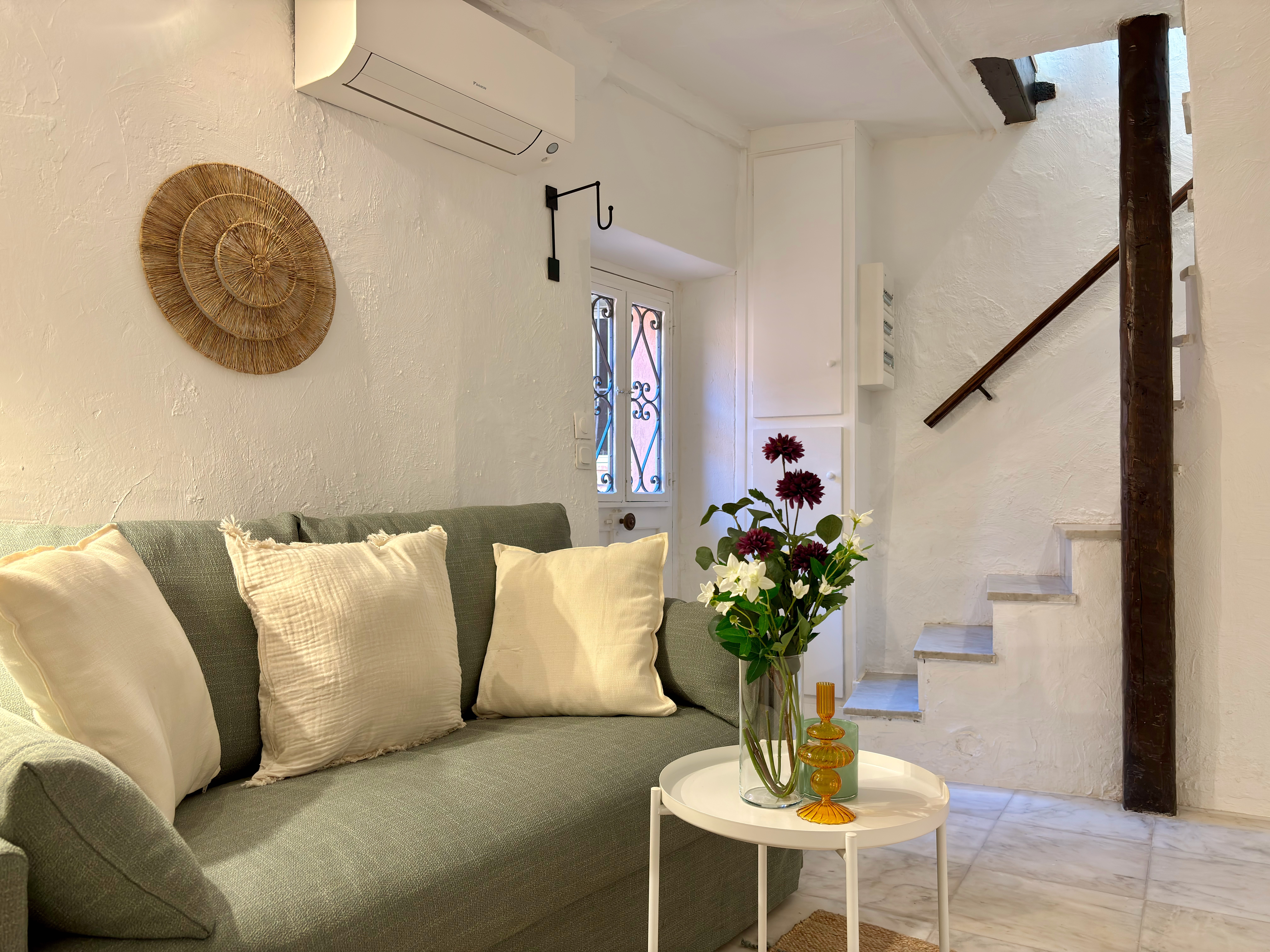 French property for sale in Menton, Alpes-Maritimes - €750,000 - photo 