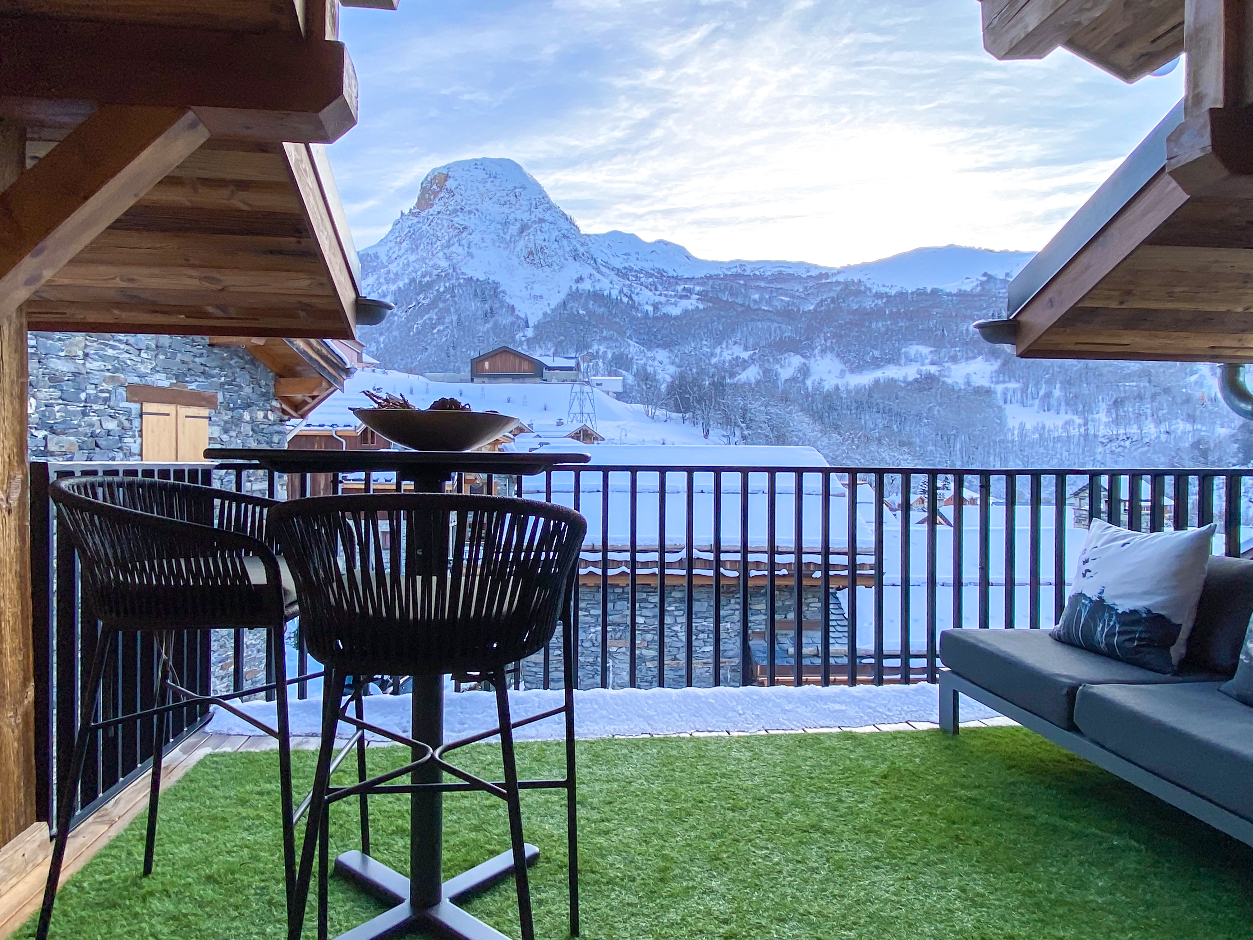 French property for sale in Saint-Martin-de-Belleville, Savoie - €2,595,000 - photo 