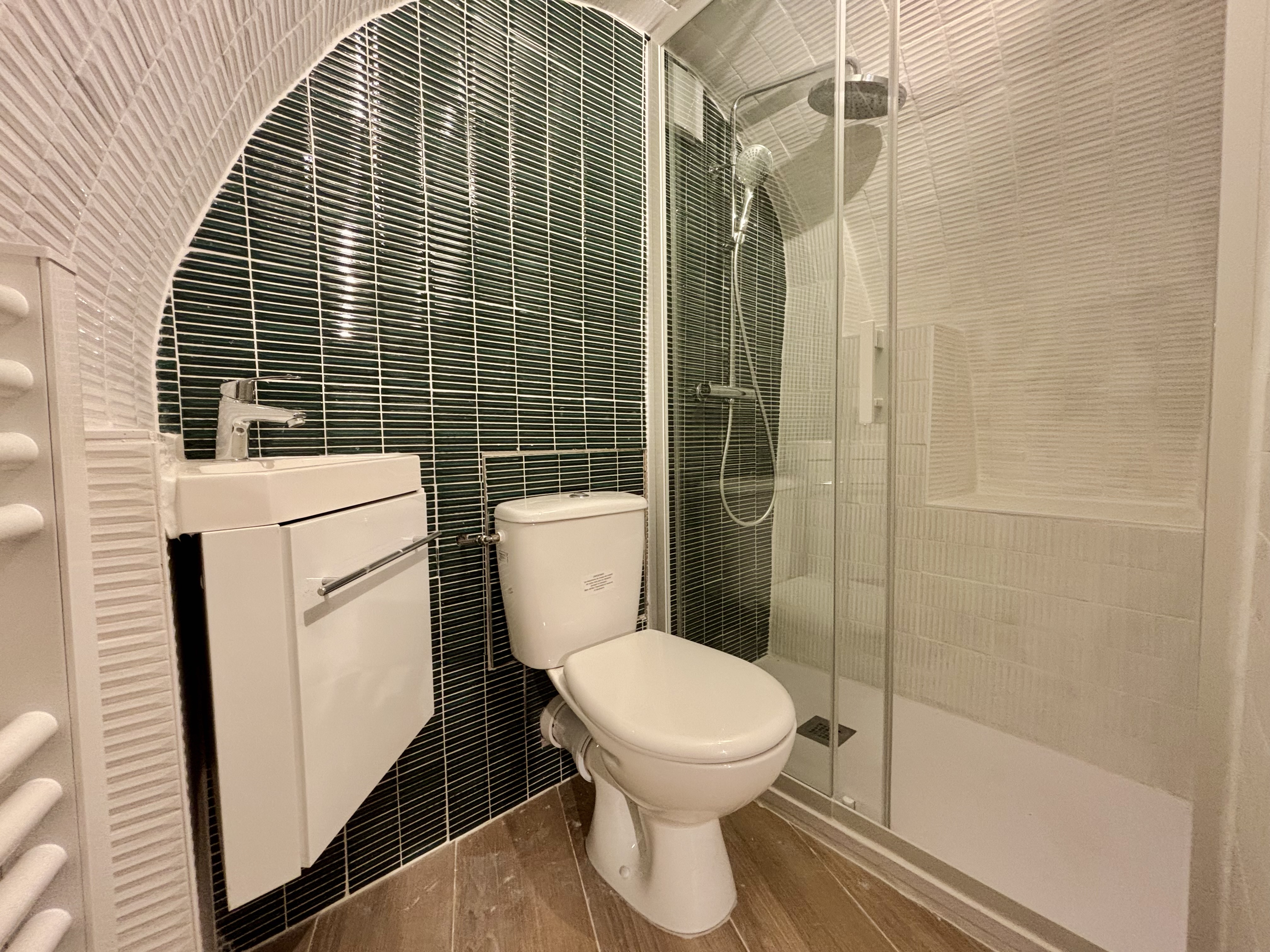 French property for sale in Menton, Alpes-Maritimes - €750,000 - photo 