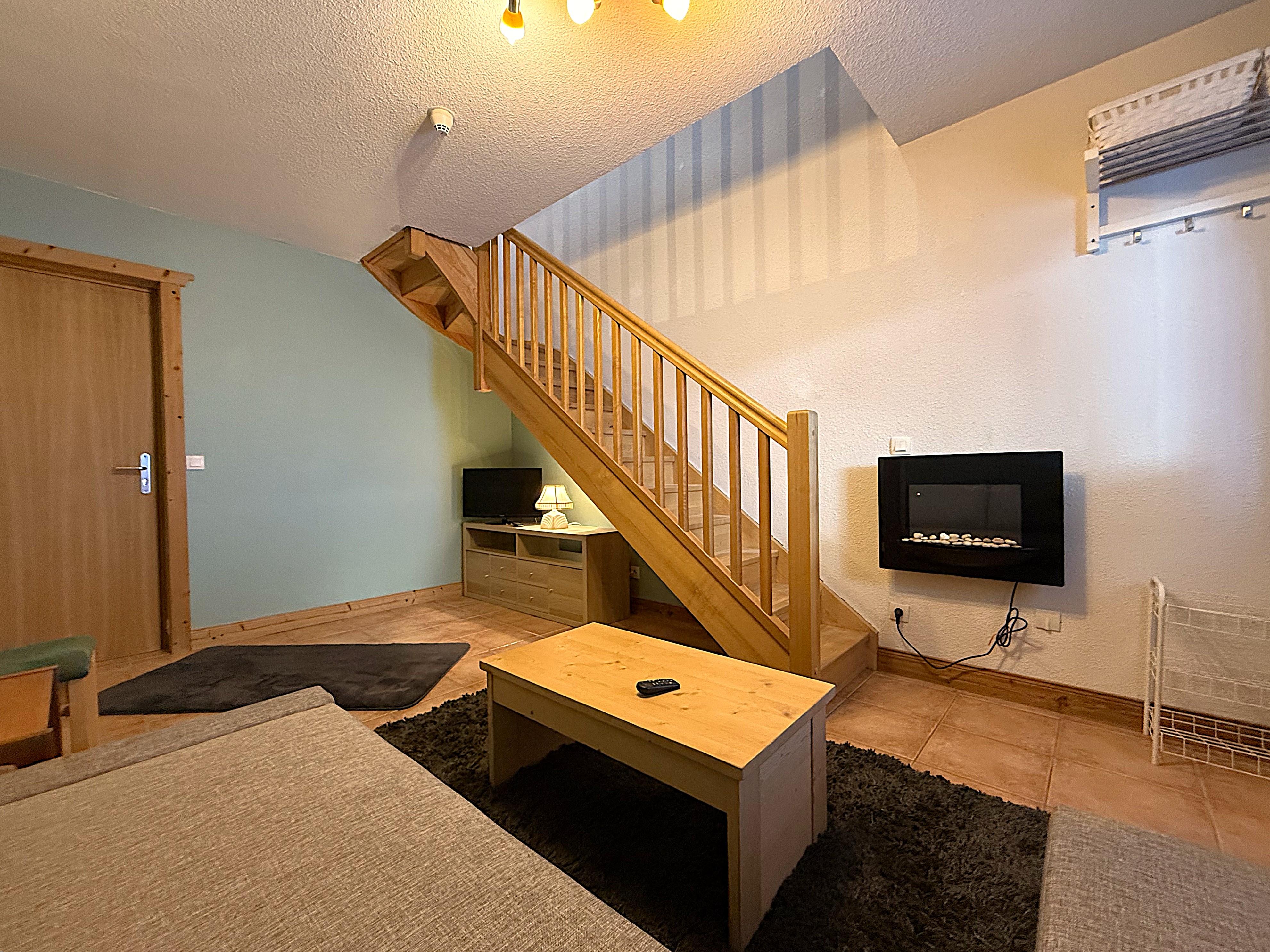 French property for sale in Montvalezan, Savoie - €1,300,000 - photo 