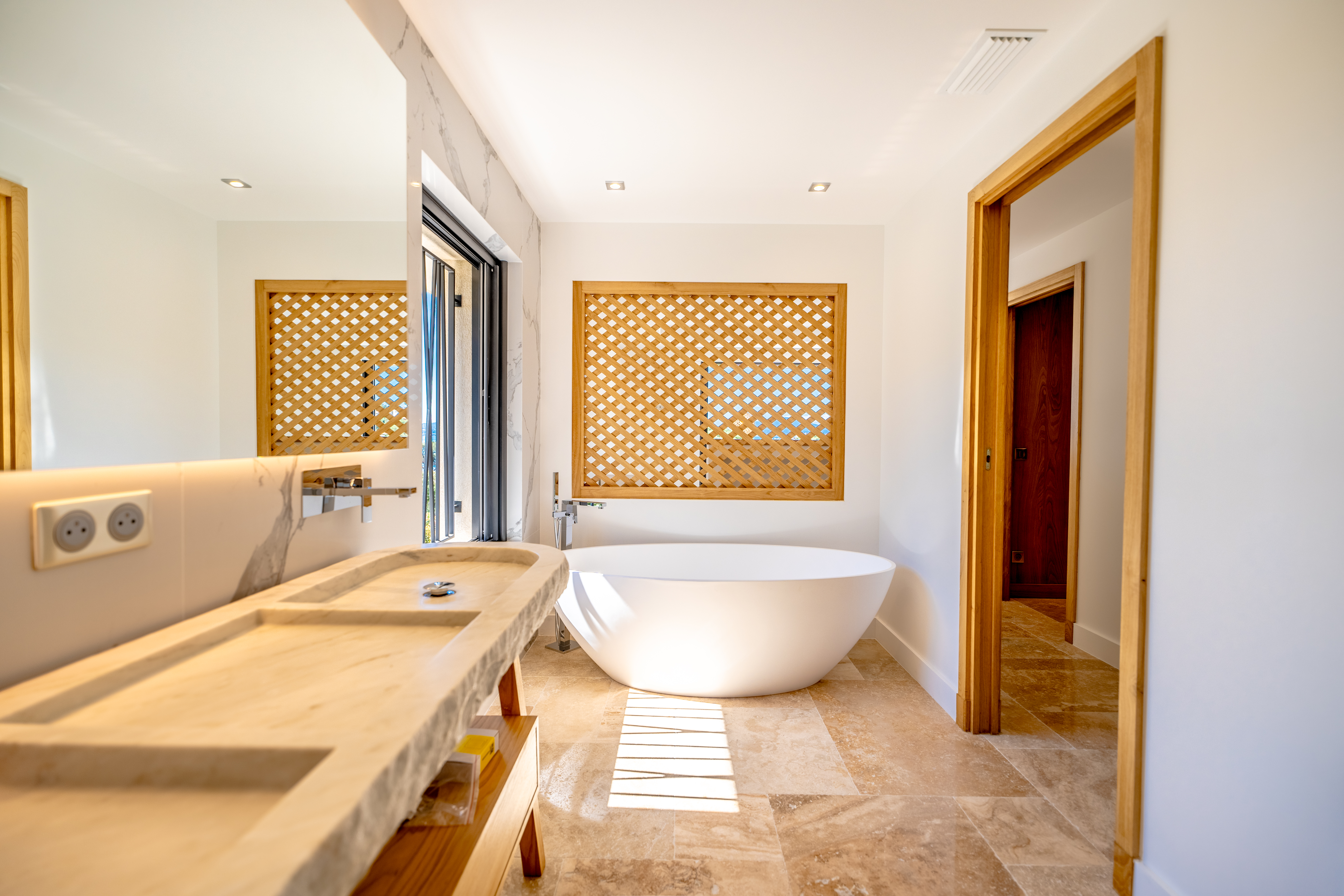 French property for sale in Sainte-Maxime, Var - €5,750,000 - photo 