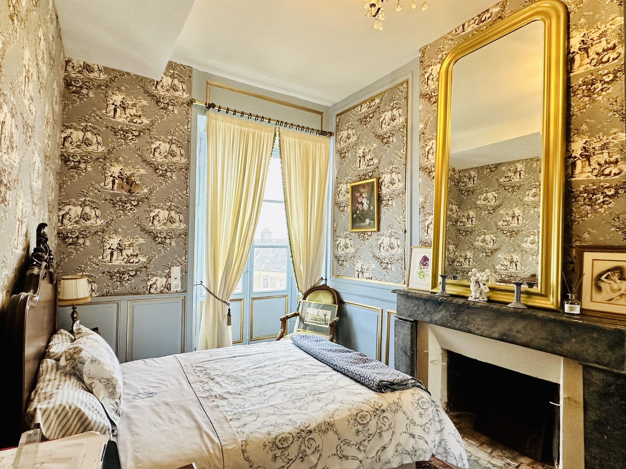 French property for sale in Mayenne, Mayenne - €675,000 - photo 