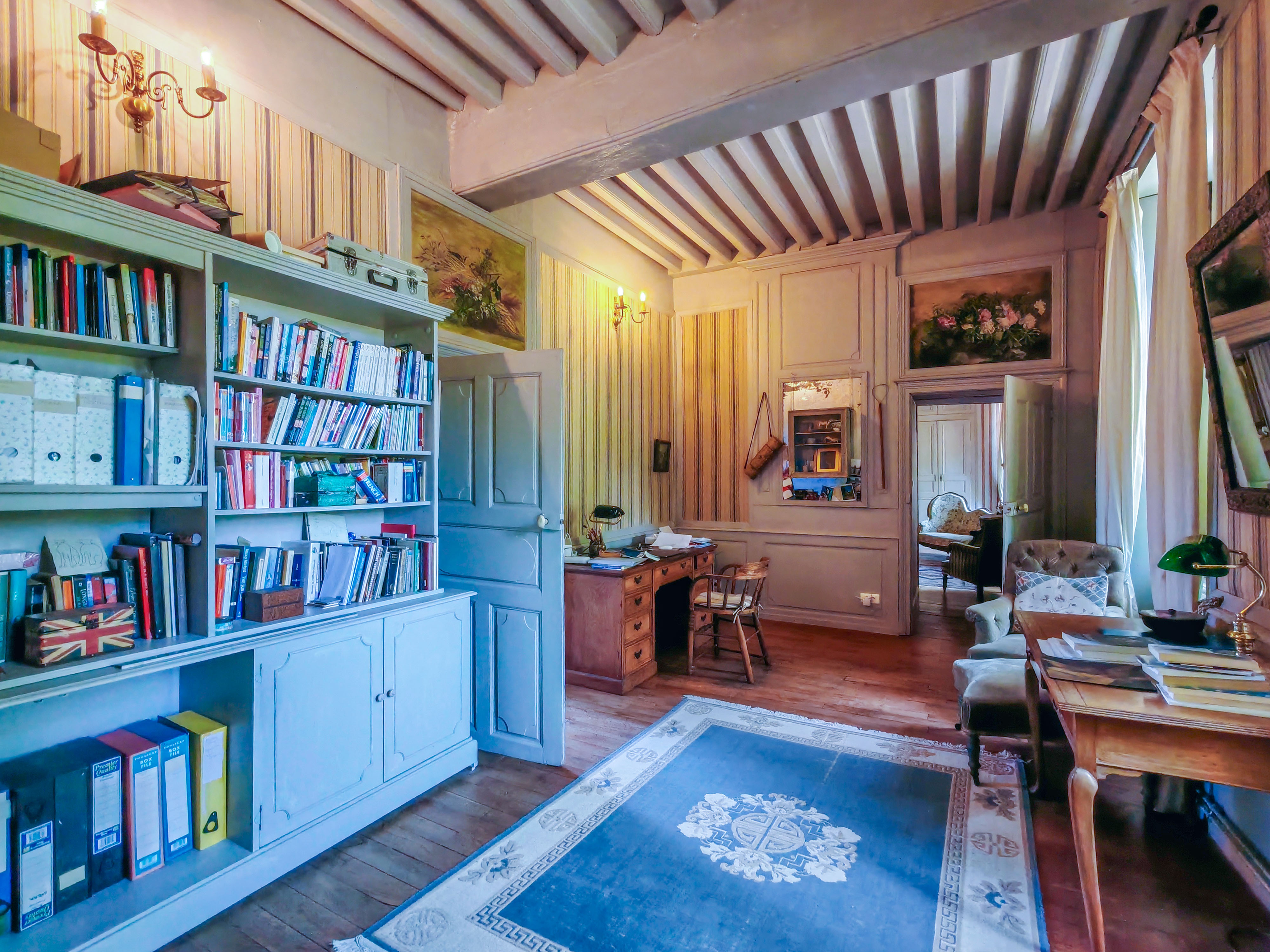 French property for sale in Theneuille, Allier - €1,100,000 - photo 