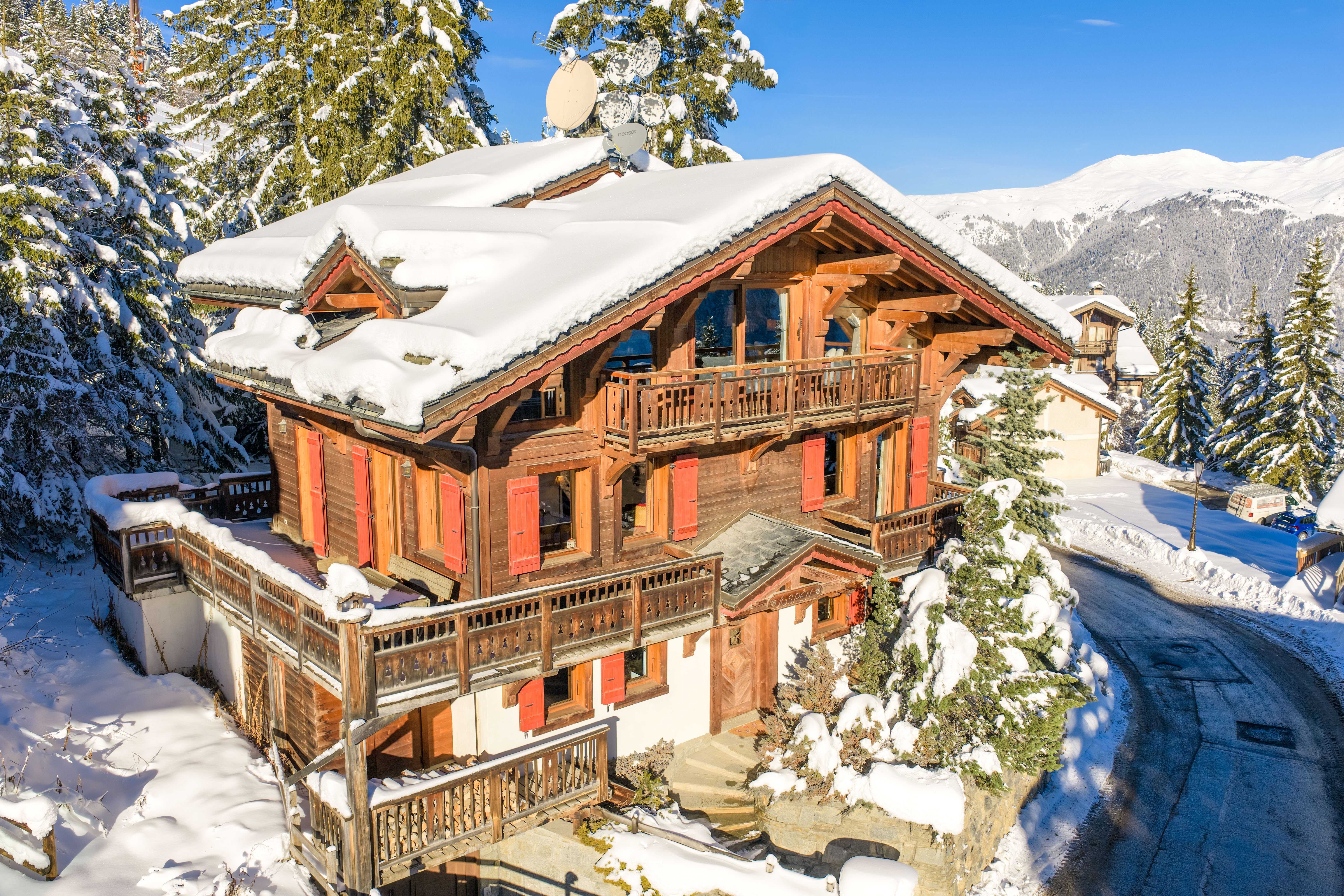 French property for sale in Courchevel, Savoie - €12,500,000 - photo 