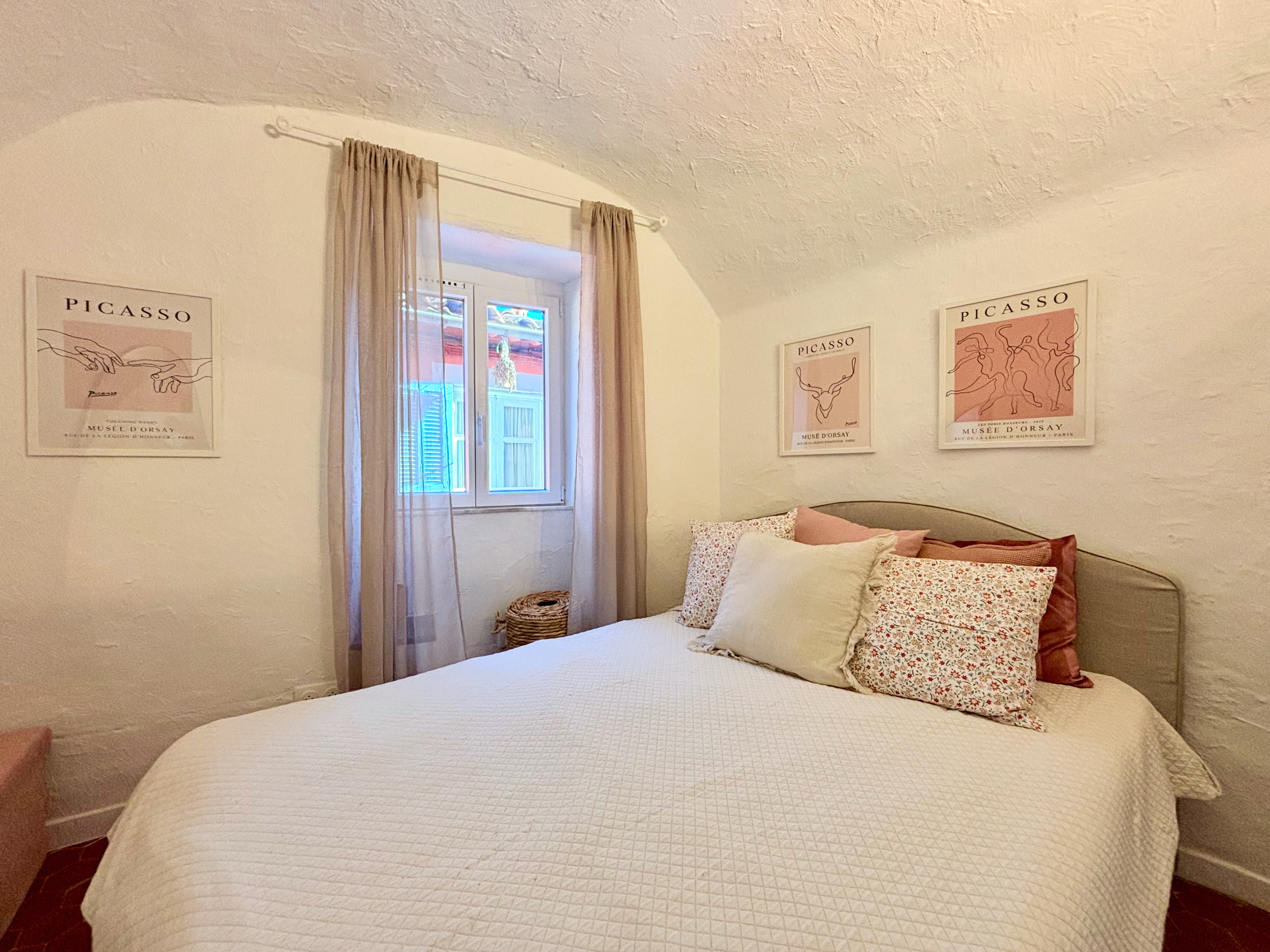 French property for sale in Menton, Alpes-Maritimes - €750,000 - photo 