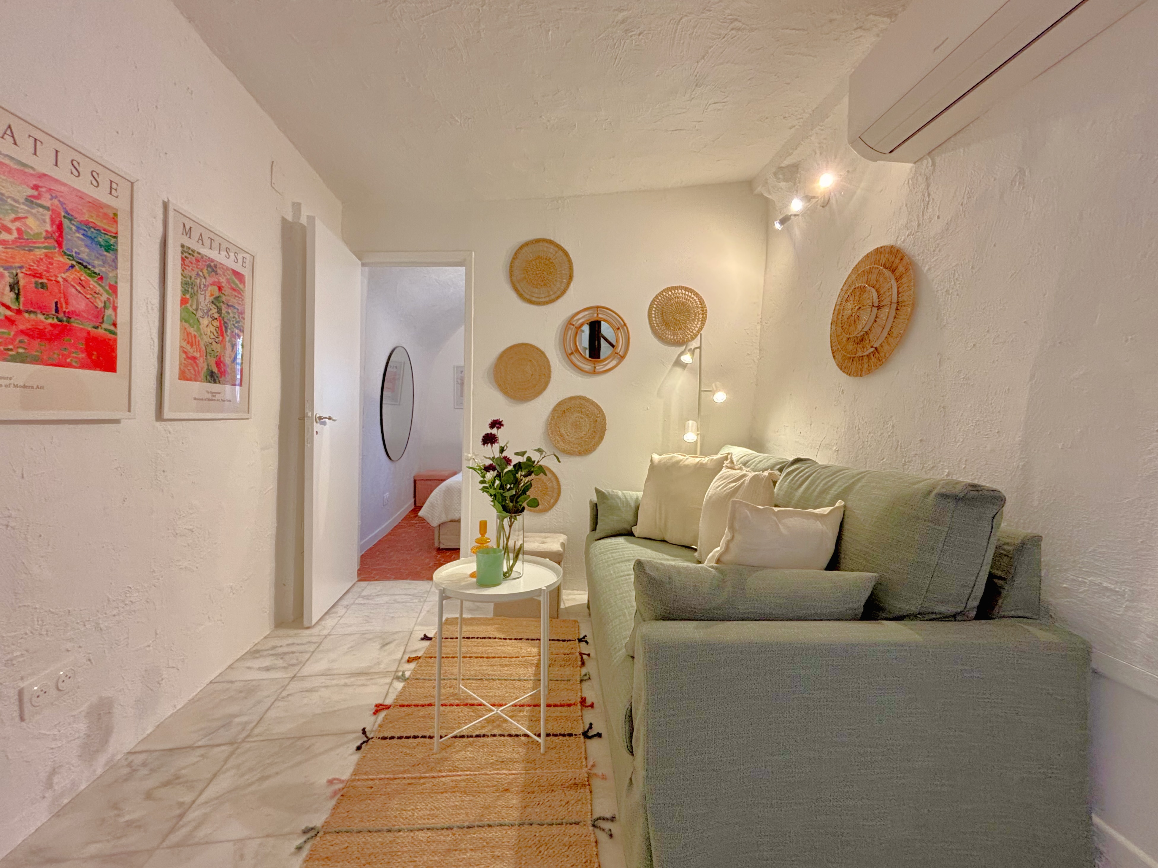 French property for sale in Menton, Alpes-Maritimes - €750,000 - photo 