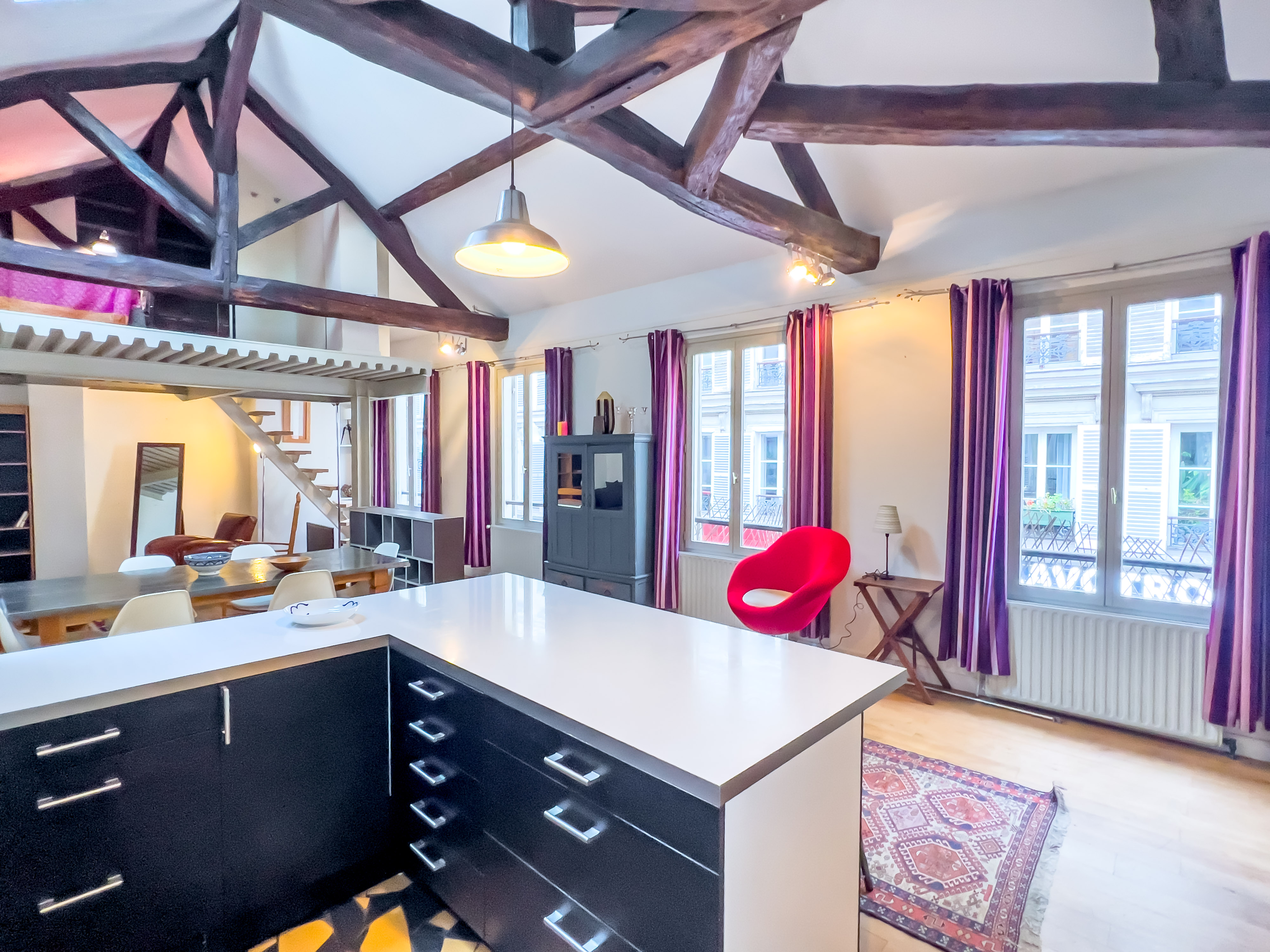 French property for sale in Paris, Paris - €895,000 - photo 