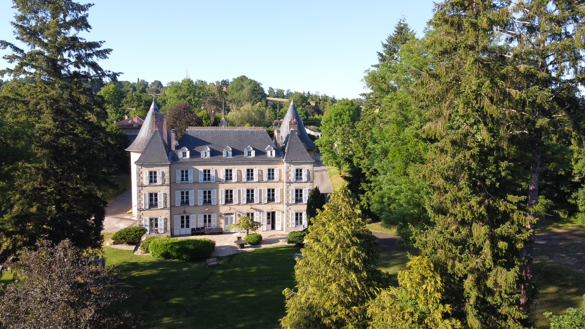 French property for sale in Limoges, Haute-Vienne - €1,199,000 - photo 