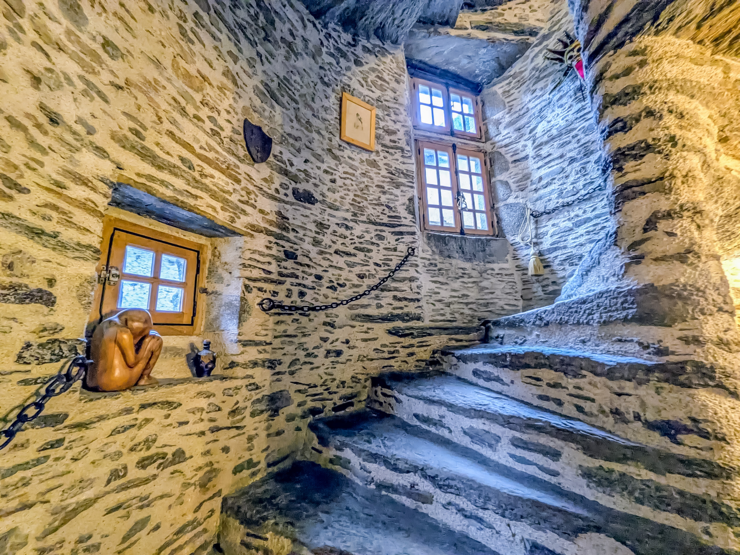 Propriété en France à vendre à Ségur-le-Château, Corrèze - &#8364;525 000 - photo 