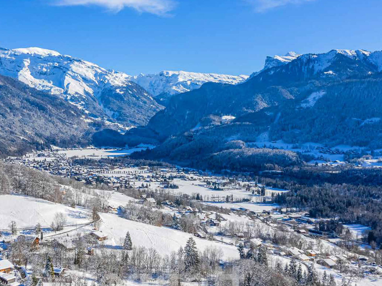 French property for sale in Verchaix, Haute-Savoie - €950,000 - photo 