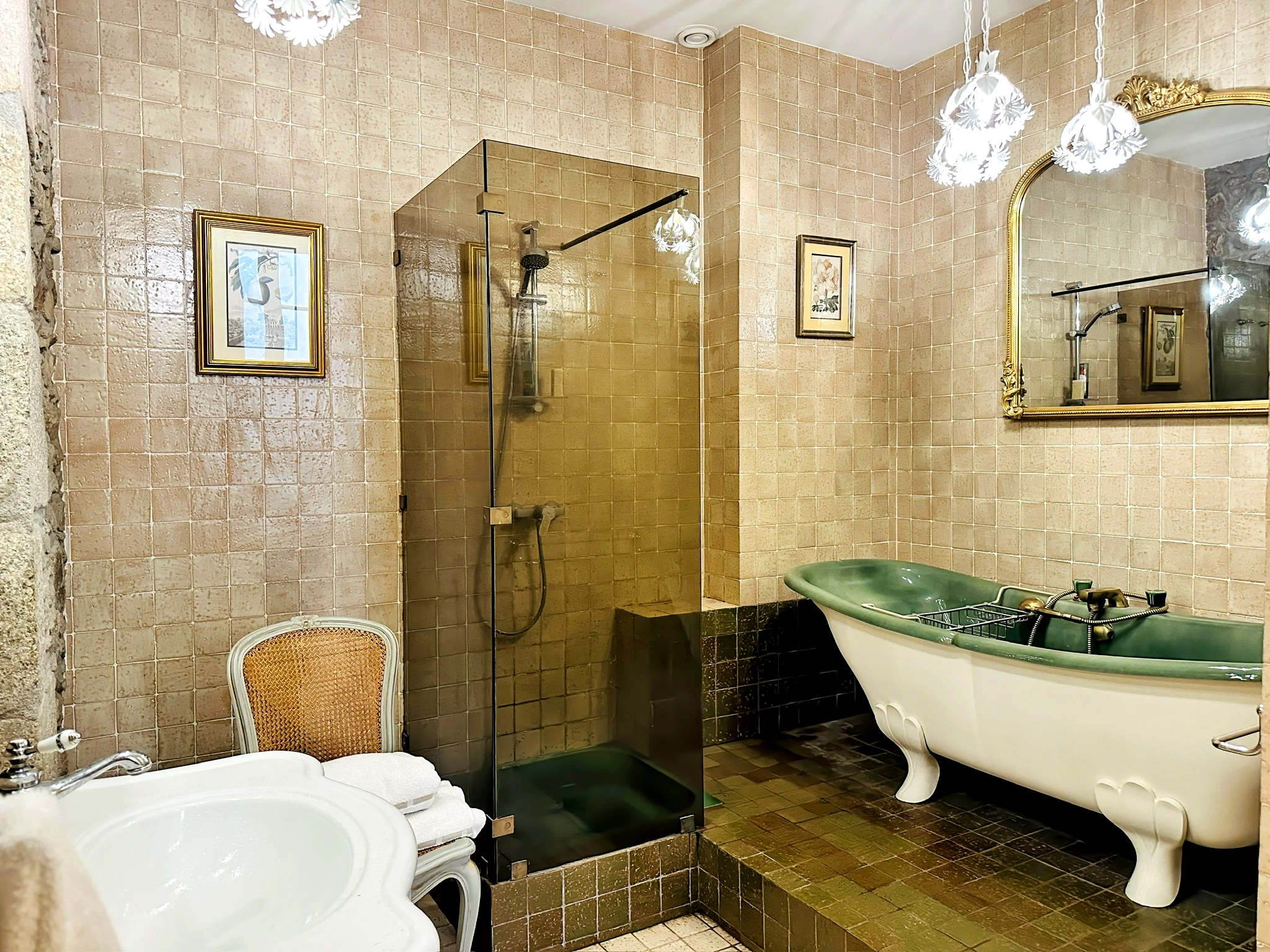 French property for sale in Mayenne, Mayenne - €675,000 - photo 