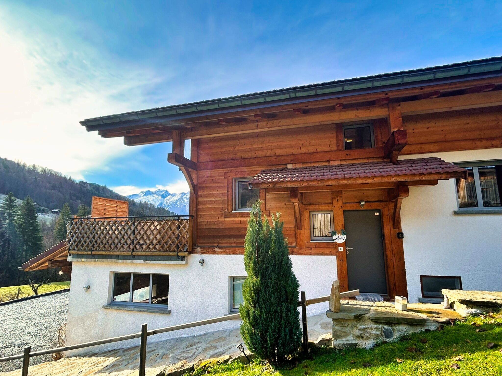 French property for sale in Les Villards-sur-Thônes, Haute-Savoie - €949,000 - photo 