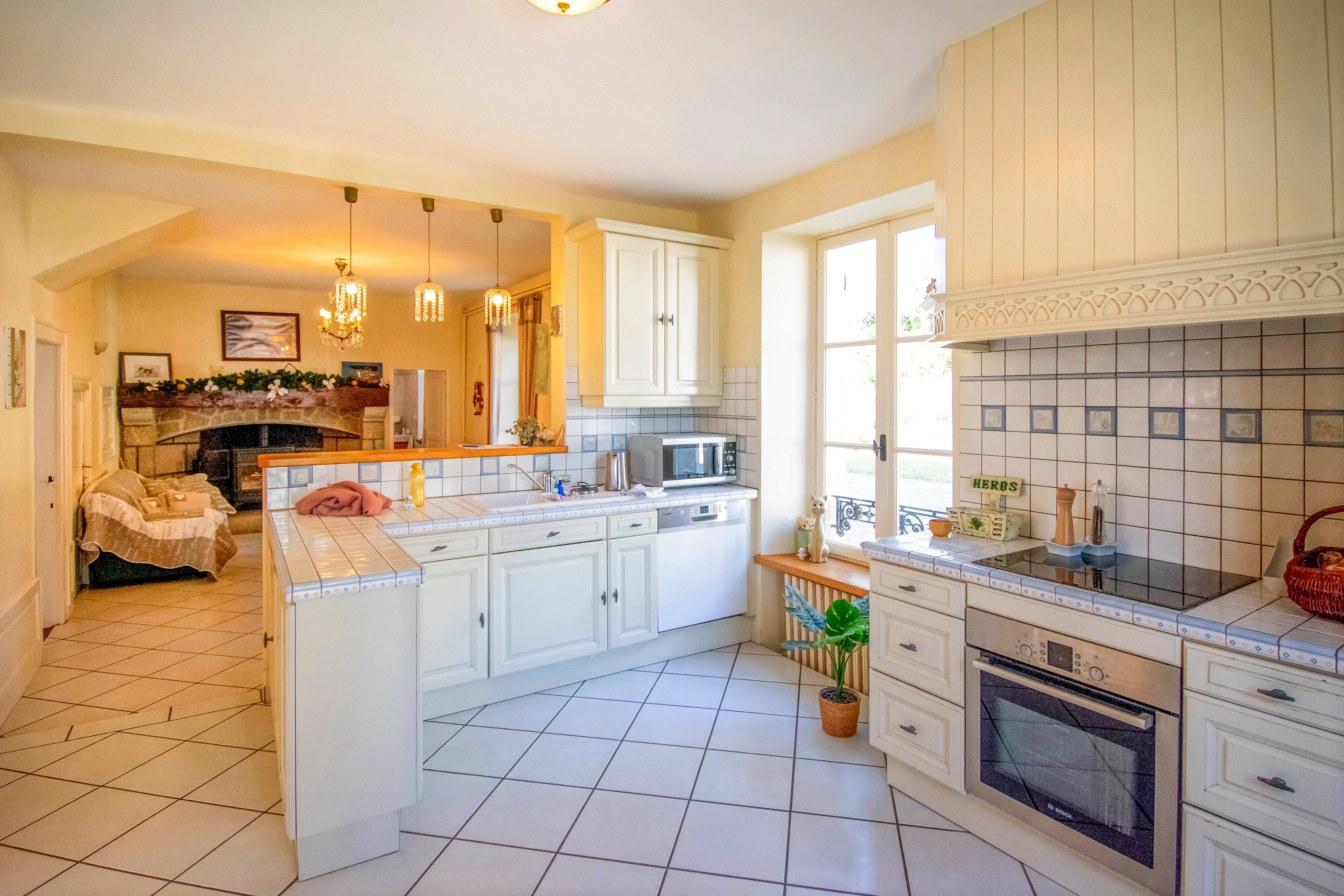 Propriété en France à vendre à Ussel, Corrèze - €819 000 - photo 