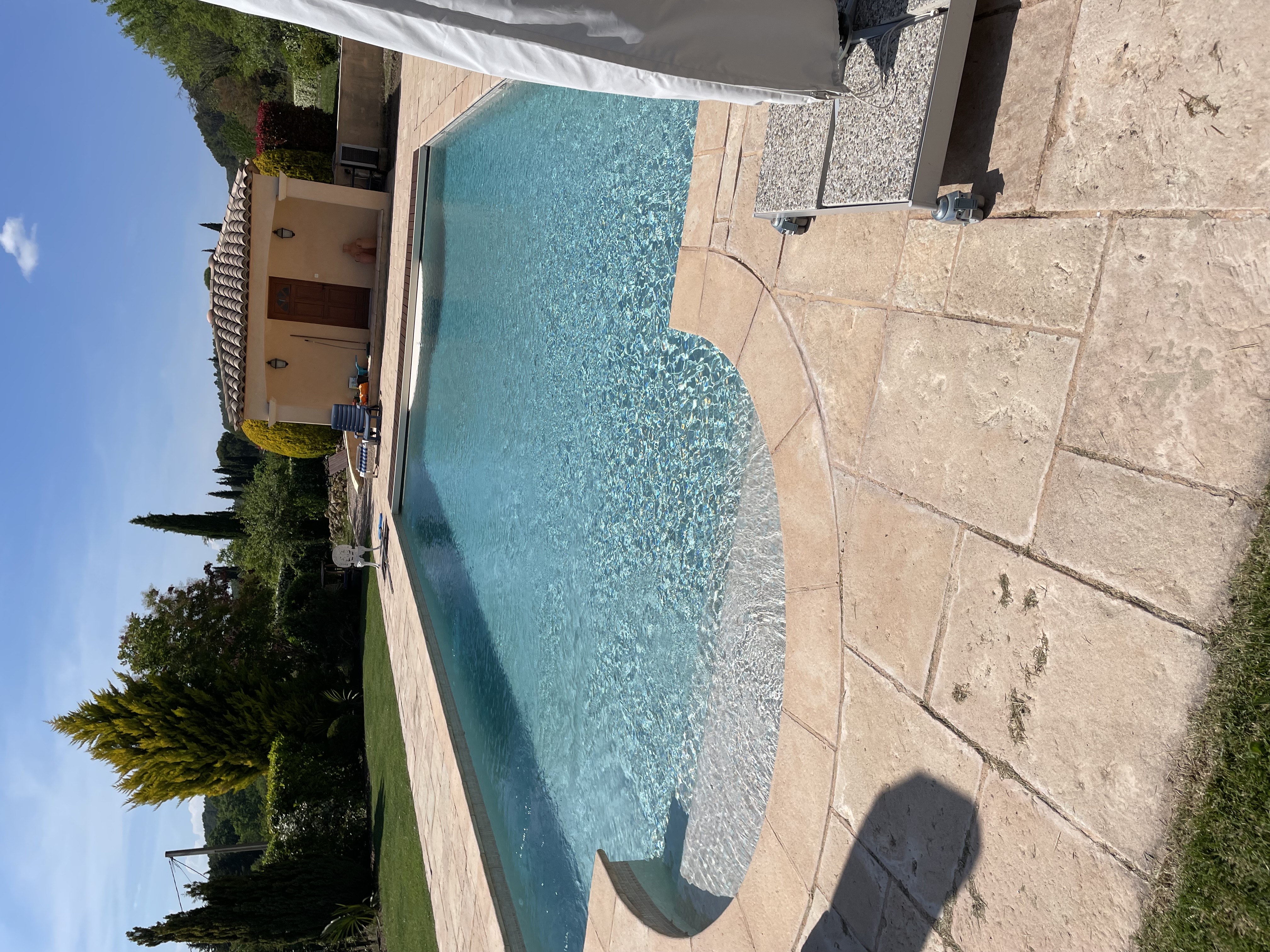 Propriété en France à vendre à Flayosc, Var - €895 000 - photo 