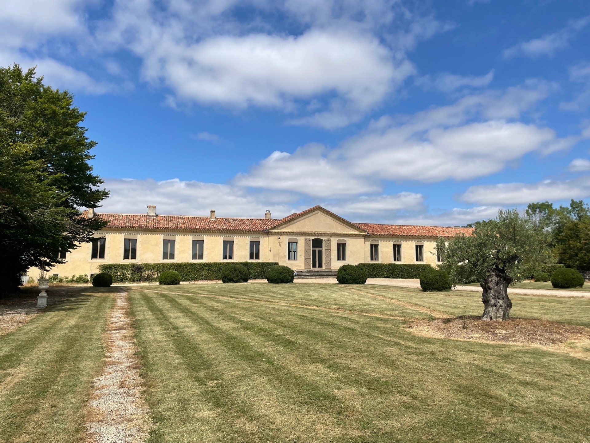 French property for sale in Gimont, Gers - €1,650,420 - photo 