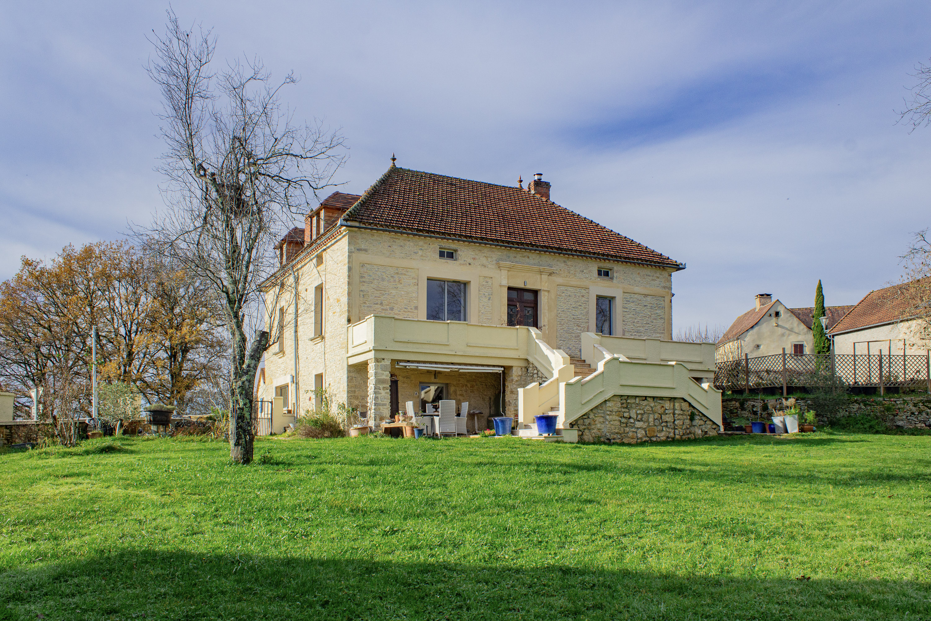 French property for sale in Lavercantière, Lot - €480,180 - photo 