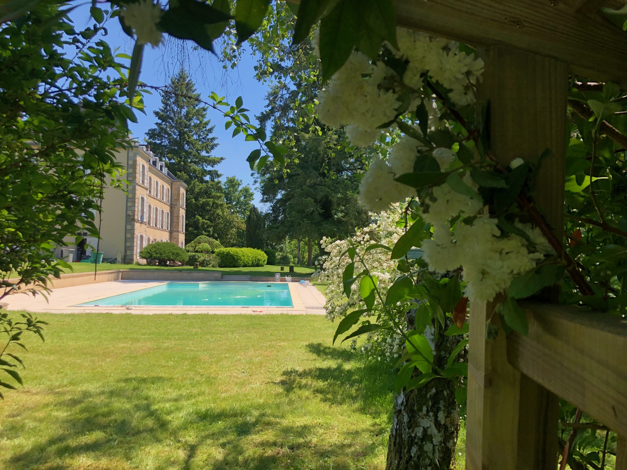French property for sale in Limoges, Haute-Vienne - €1,199,000 - photo 