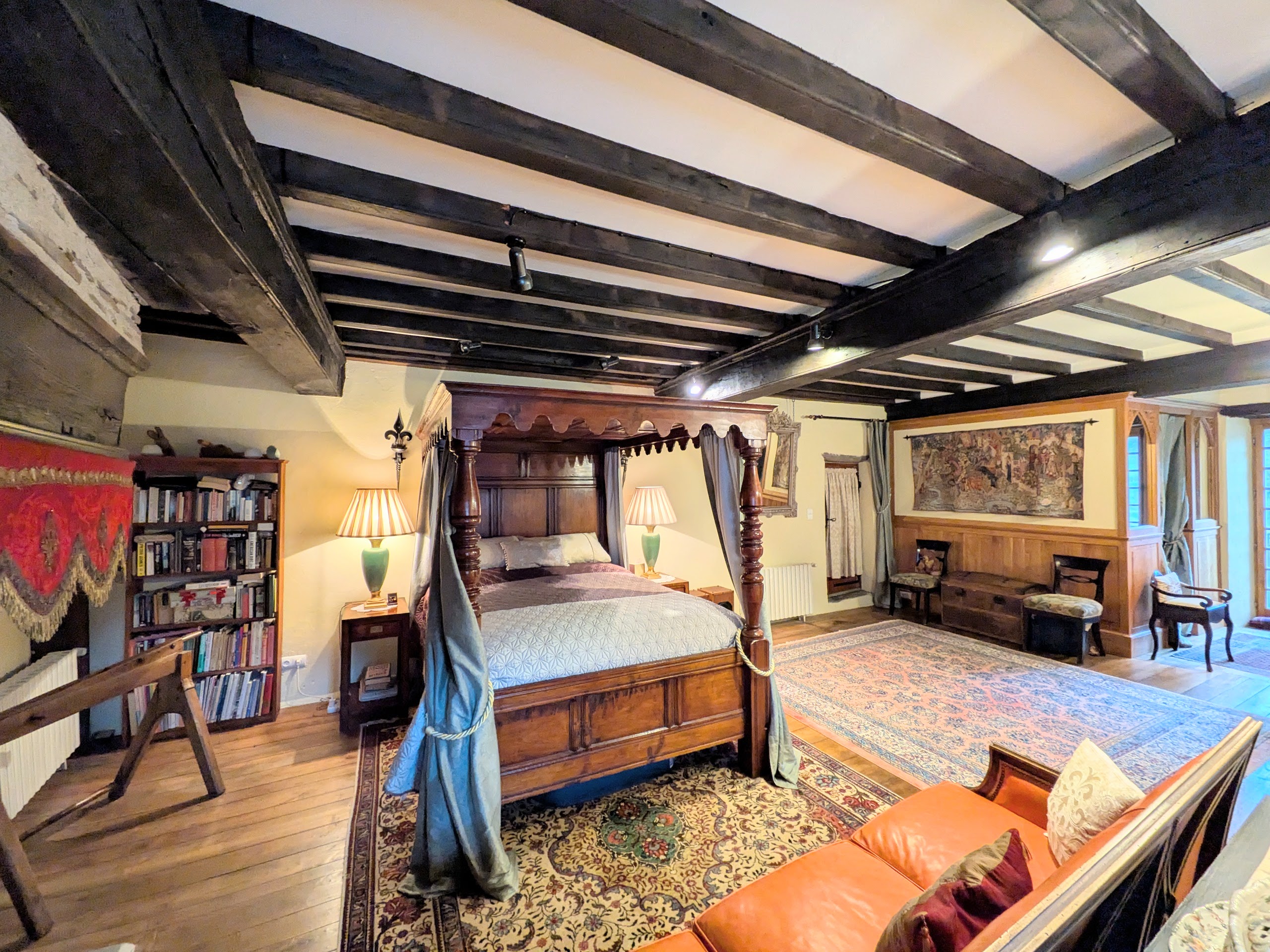 Propriété en France à vendre à Ségur-le-Château, Corrèze - €525 000 - photo 