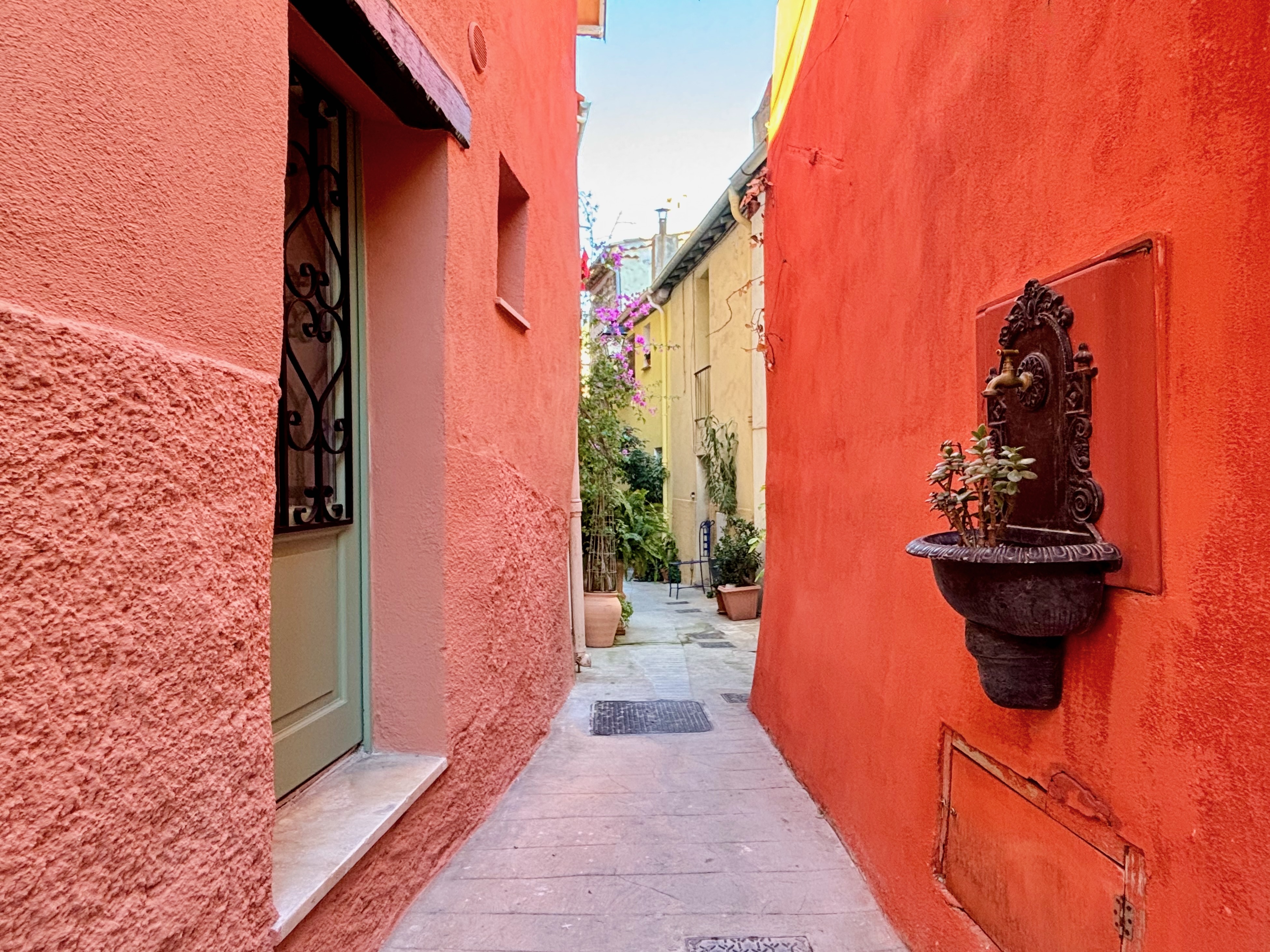 French property for sale in Menton, Alpes-Maritimes - €750,000 - photo 