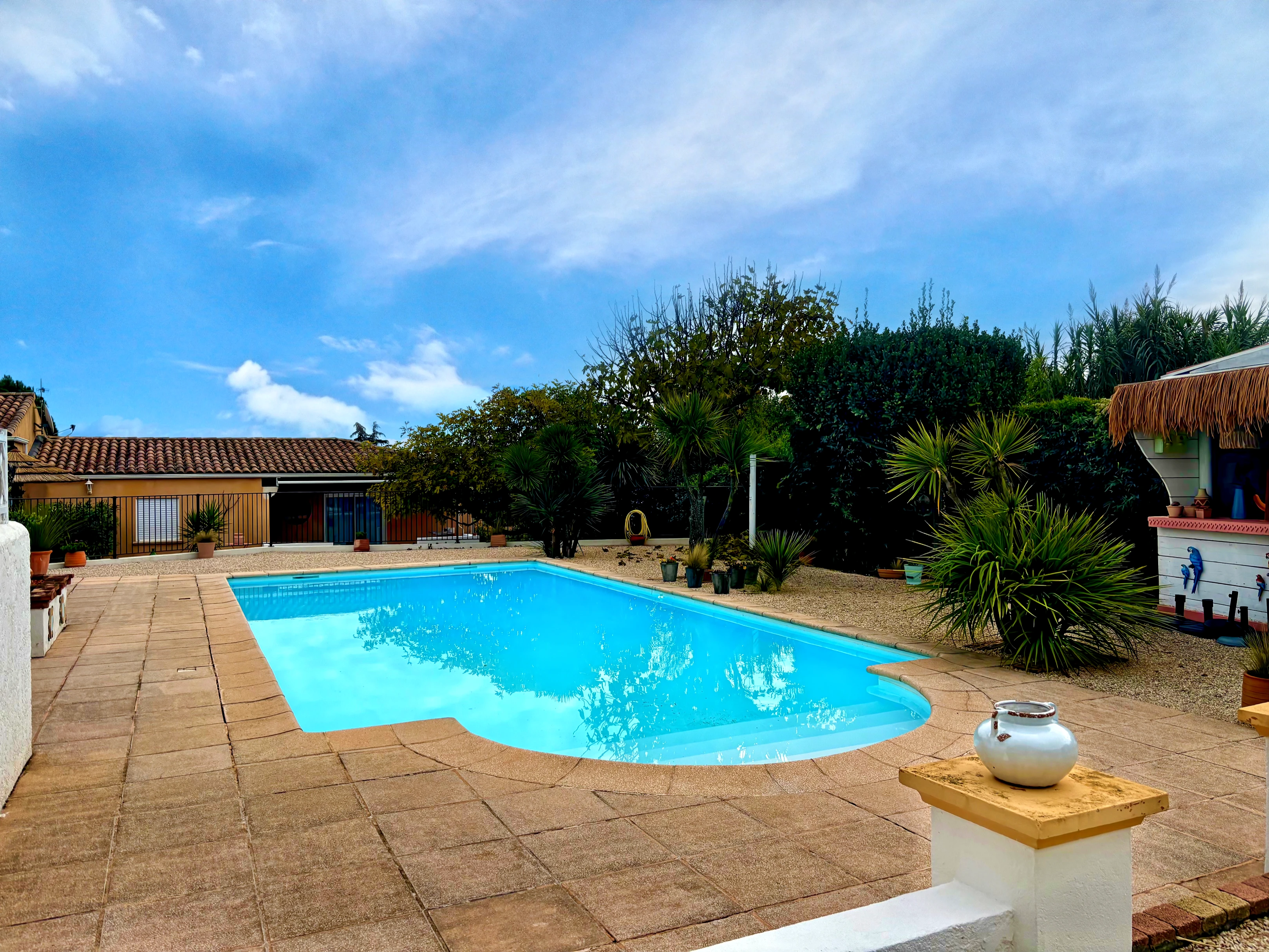 Propriété en France à vendre à Alès, Gard - €900 000 - photo 