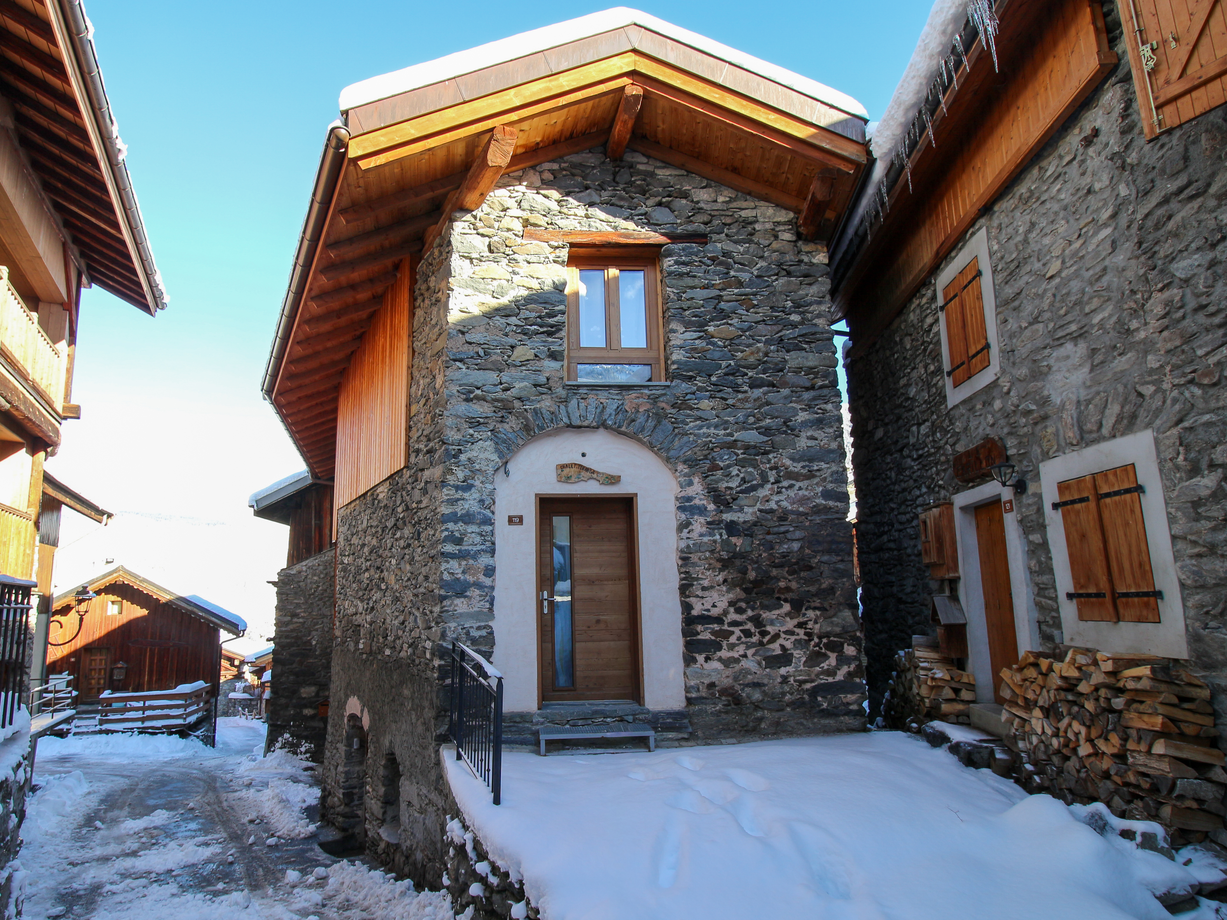 Propriété en France à vendre à Les Allues, Savoie - €1 450 000 - photo 