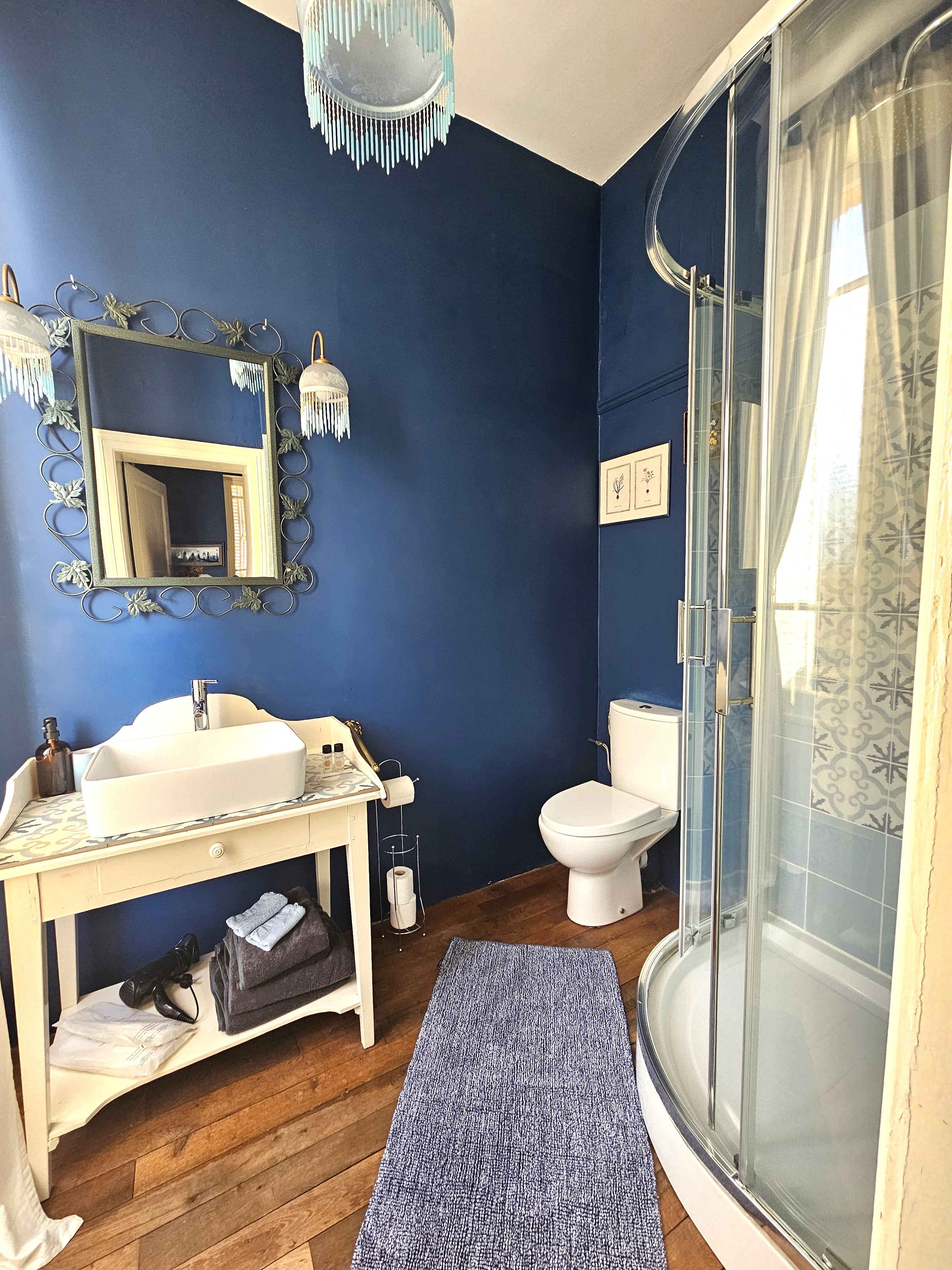 French property for sale in Cosne-d'Allier, Allier - €455,800 - photo 