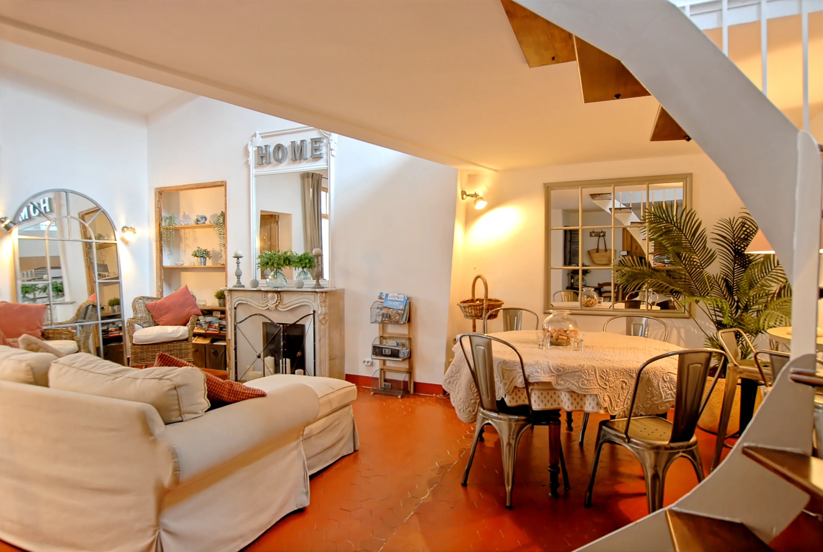 French property for sale in Aix-en-Provence, Bouches-du-Rhône - €549,000 - photo 