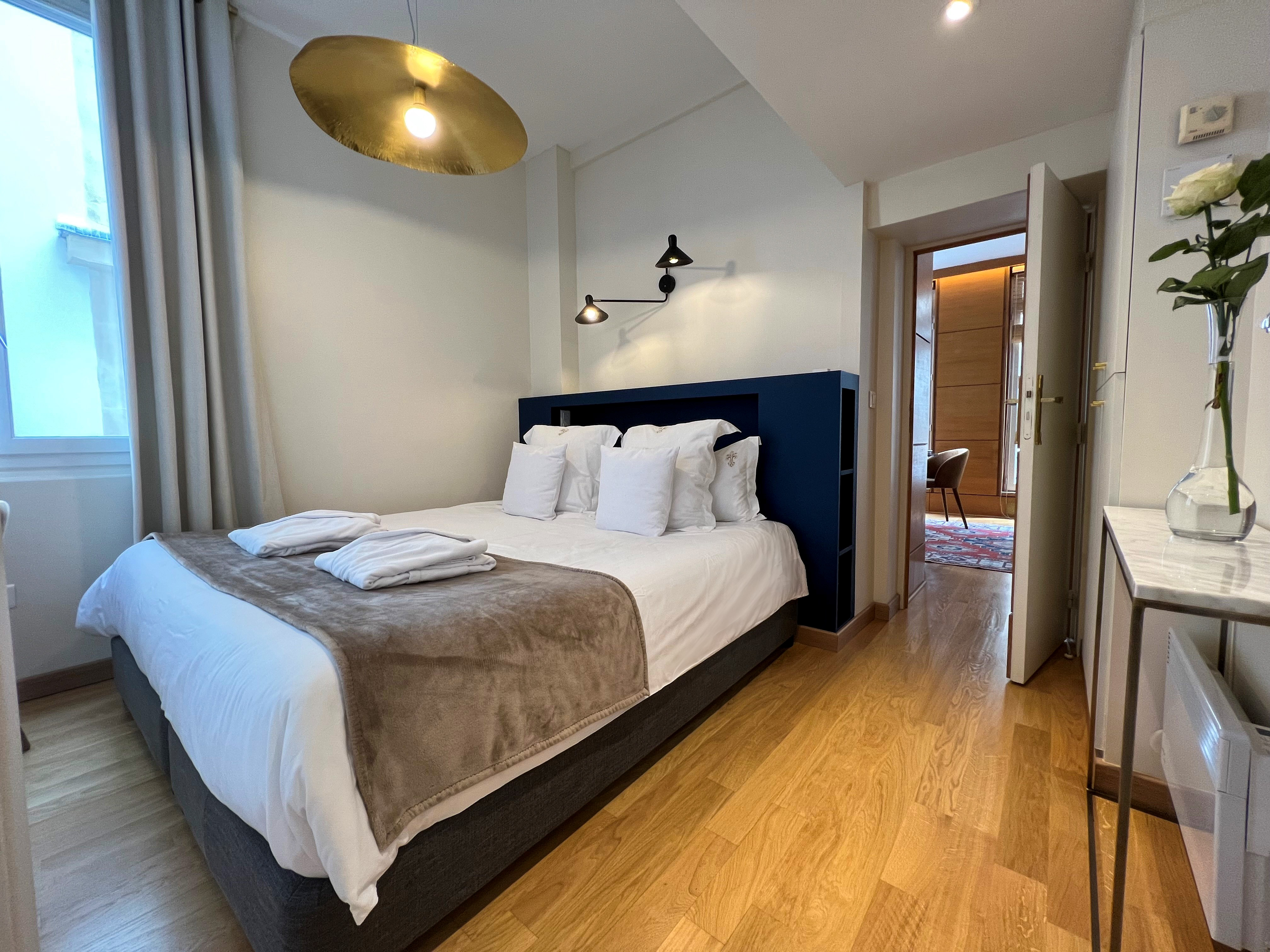 French property for sale in Paris 4e Arrondissement, Paris - €750,000 - photo 